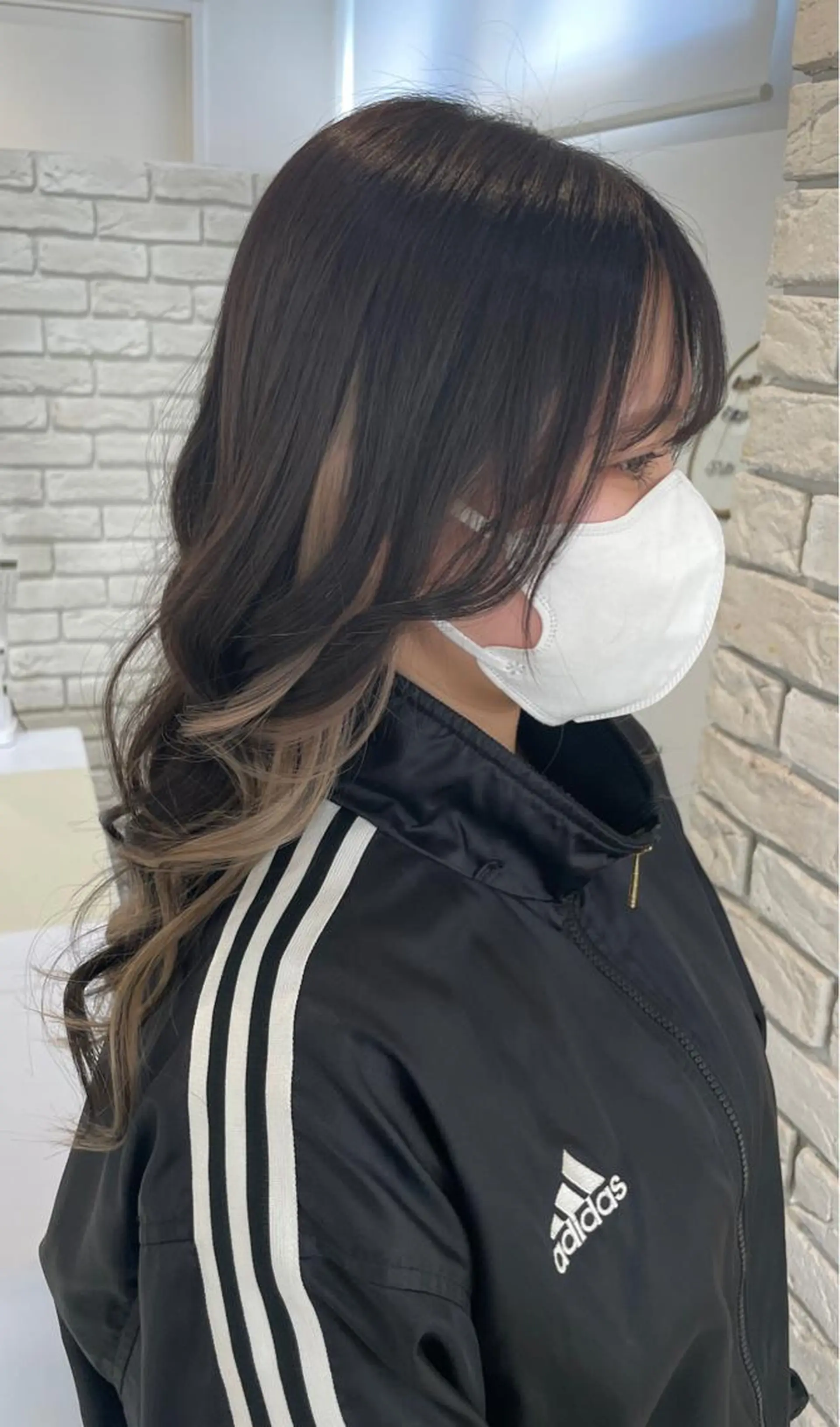 ロング 倉地 更彩のヘアスタイル
