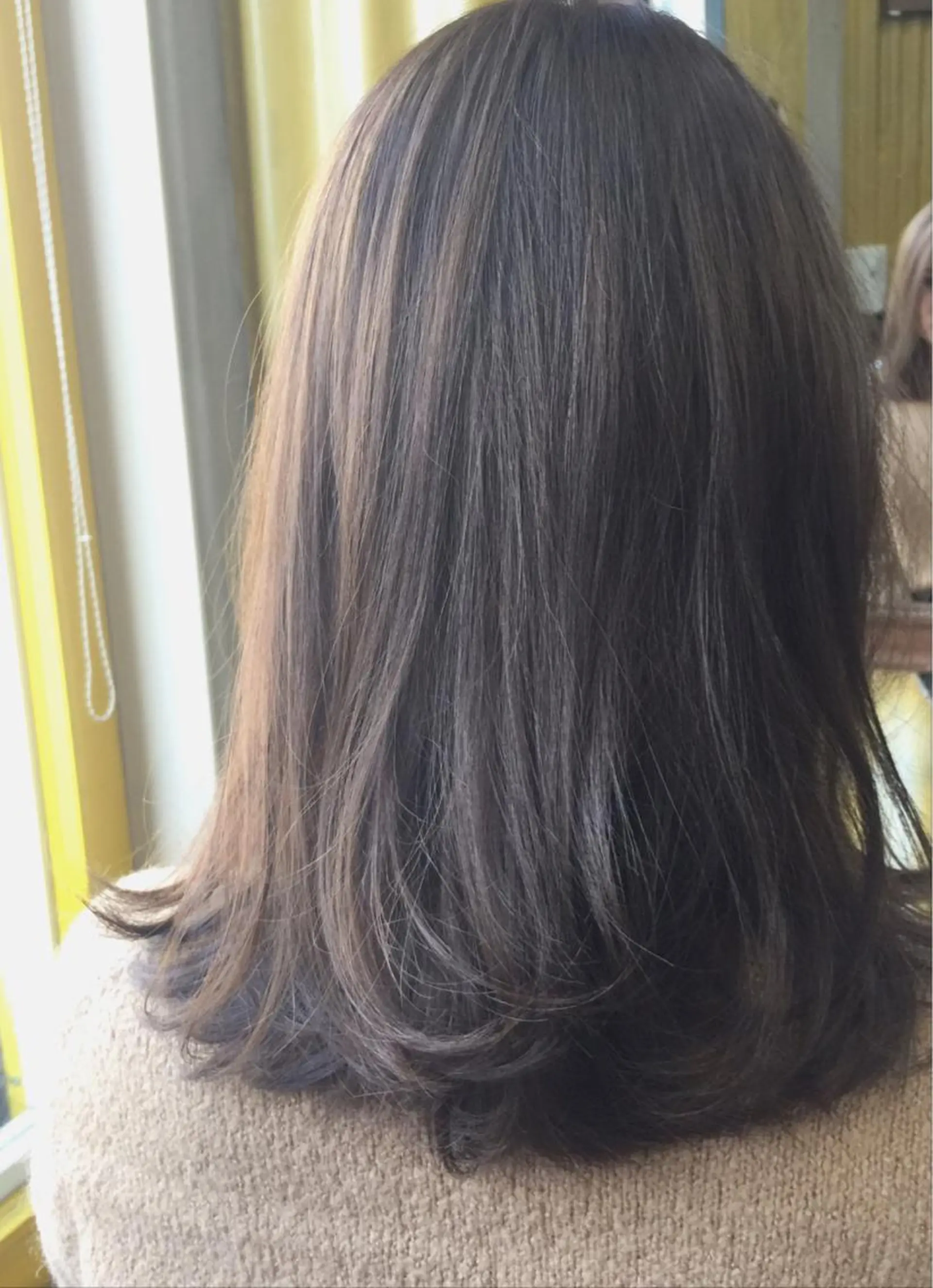 ミディアム カラー 中村 海のヘアスタイル