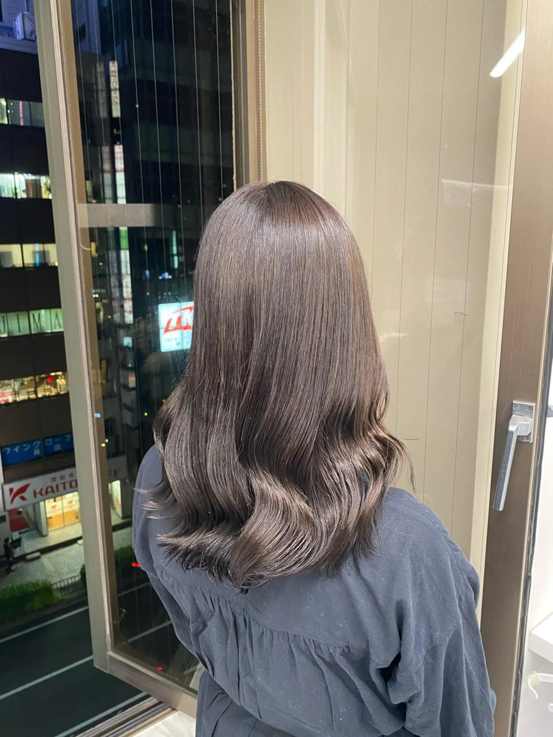 セミロング カラー ヘアアレンジ TRU Shino🦋のマツエク・マツパデザイン