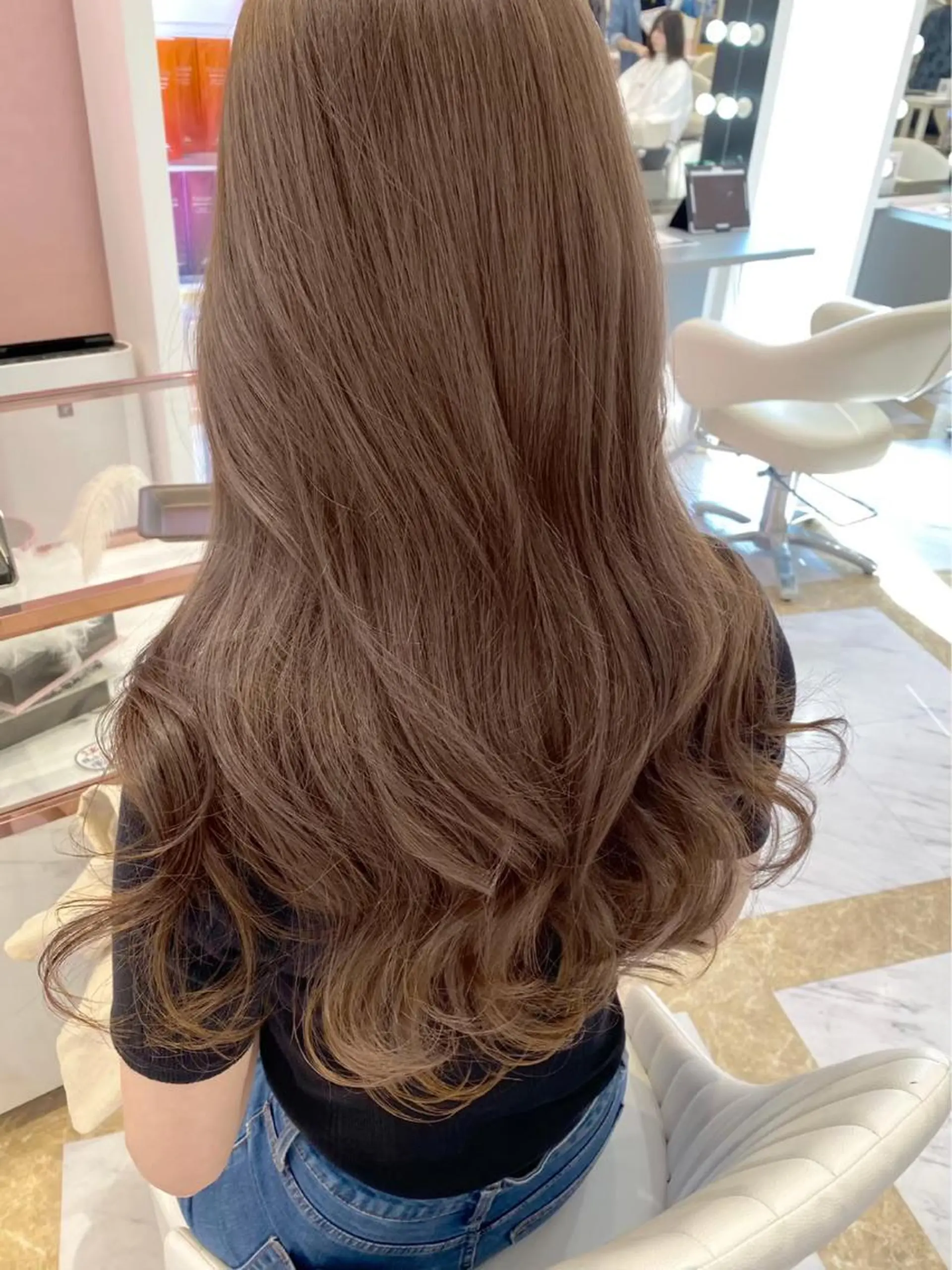 ロング Su-chi-🧴 /ミルクティーカラーのヘアスタイル