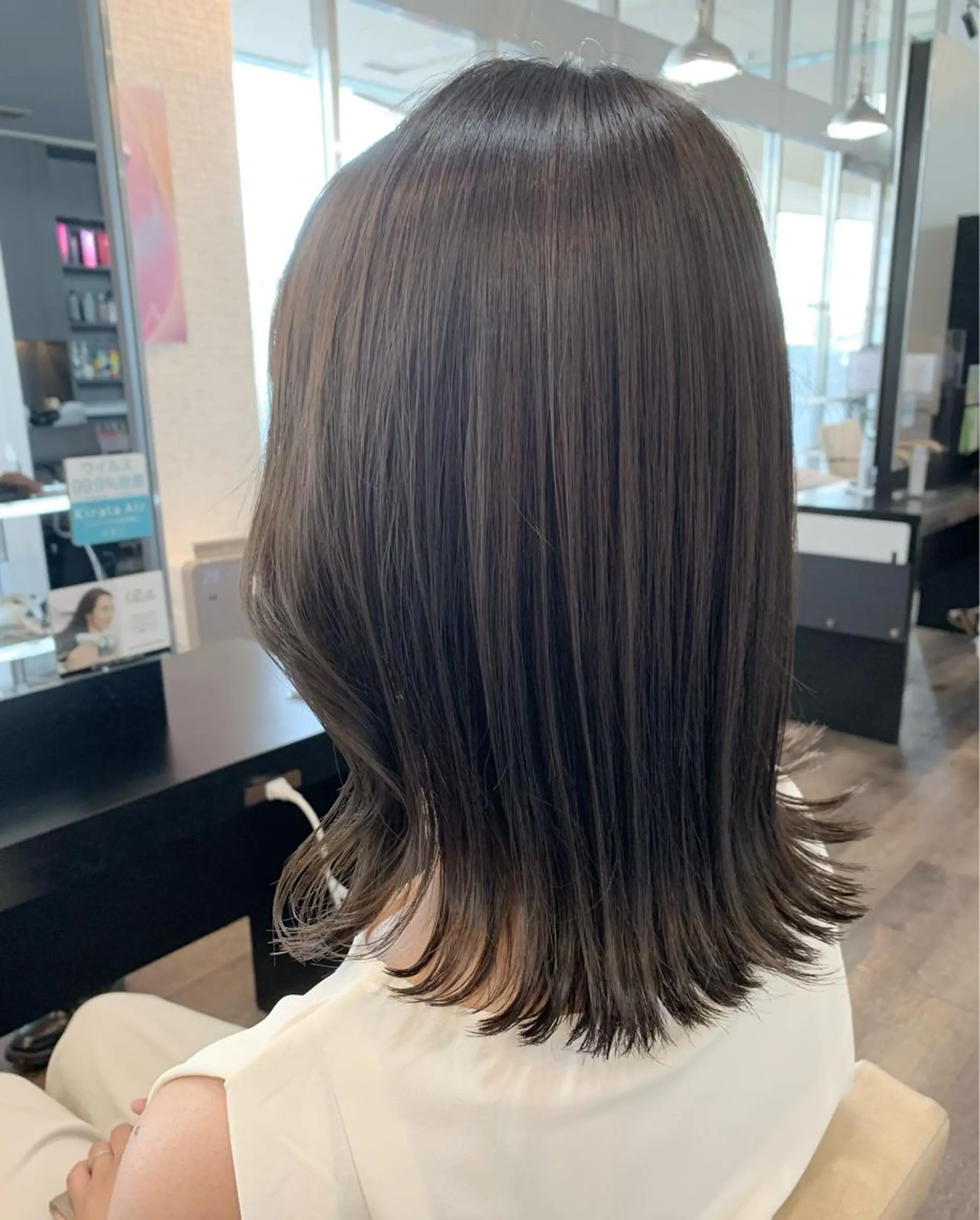 ミディアム カラー ダークグレー ダークグレージュ グレージュ カット ヘアカラー トリートメント 【艶カラー】 STYLE 和泉俊希のヘアスタイル