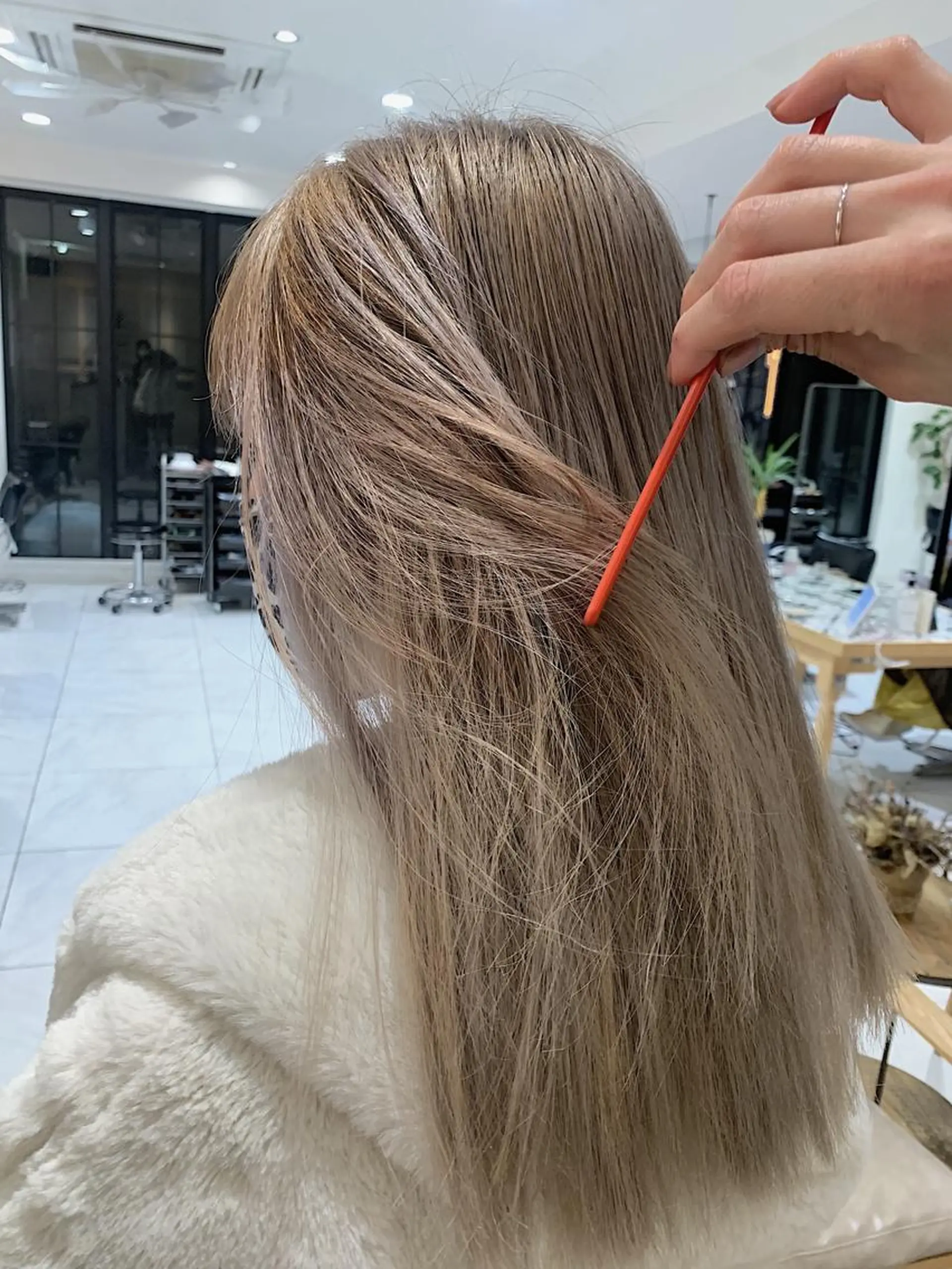 カラー ラベンダー/レイヤー スタイル🤎mamiのヘアスタイル