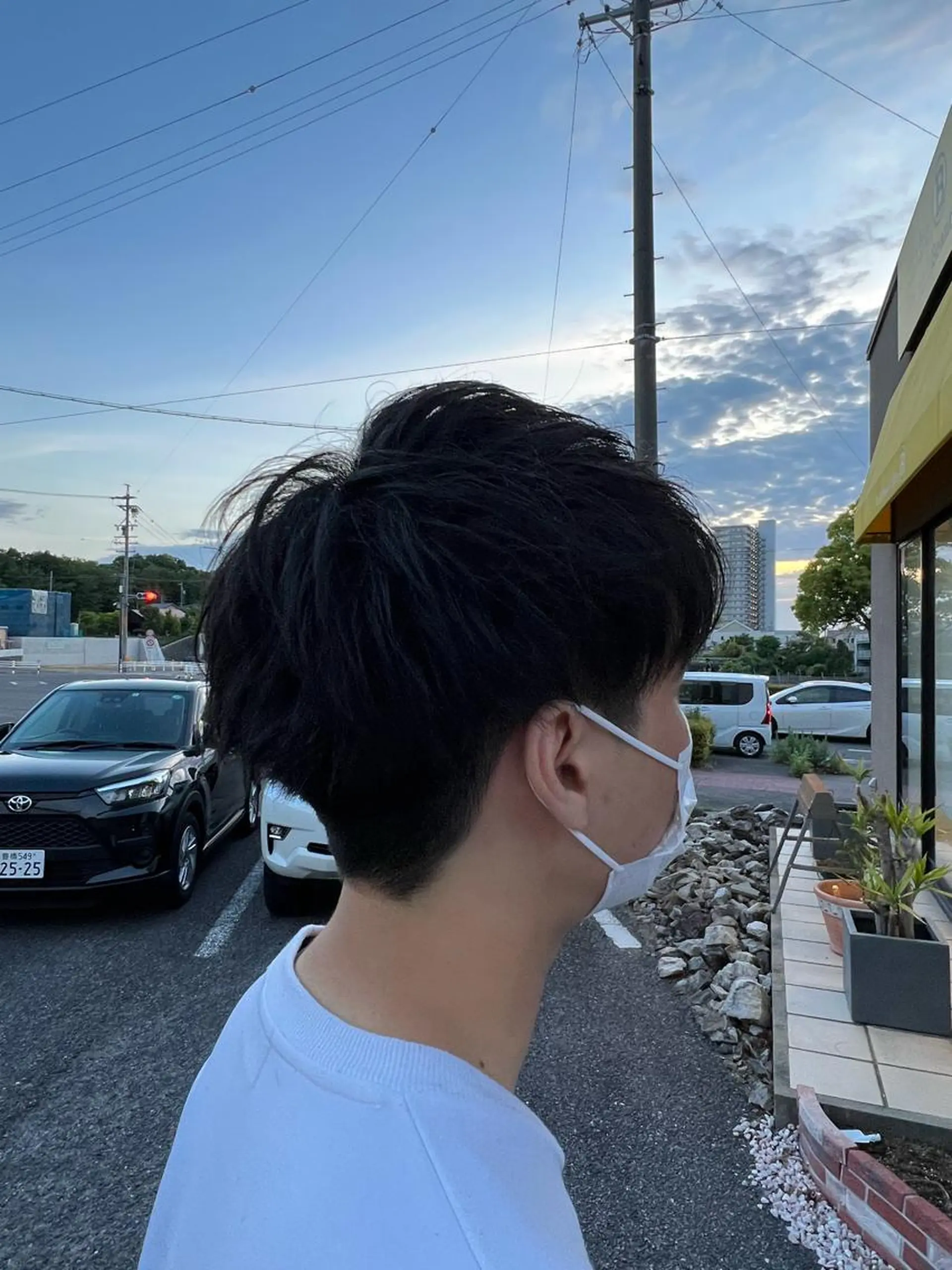 メンズ 御前  朋也 レイヤー透明感カラーのヘアスタイル