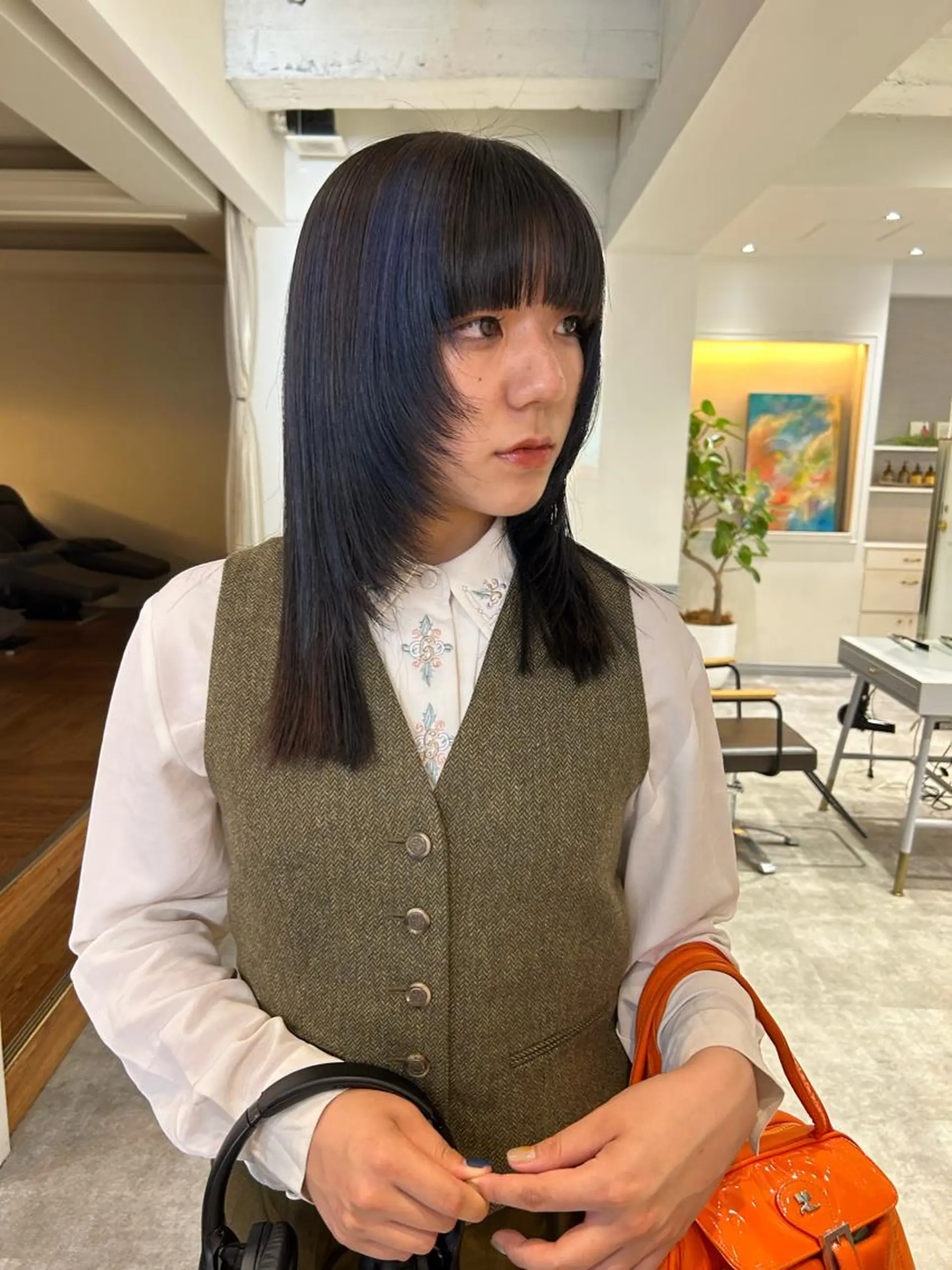 セミロング カラー 薄暮 マツイ　レンのヘアスタイル