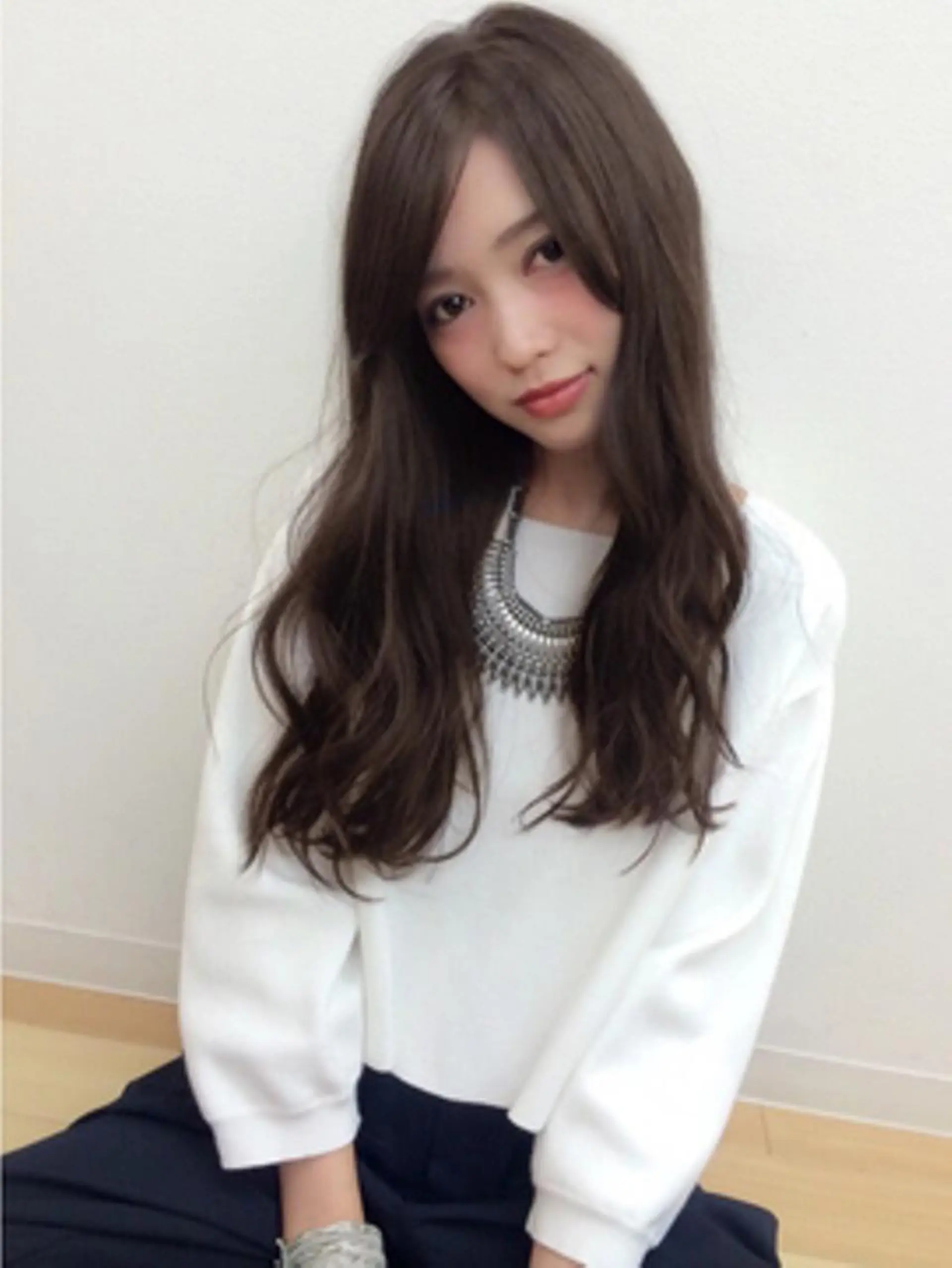 ロング 遠藤 眞実のヘアスタイル