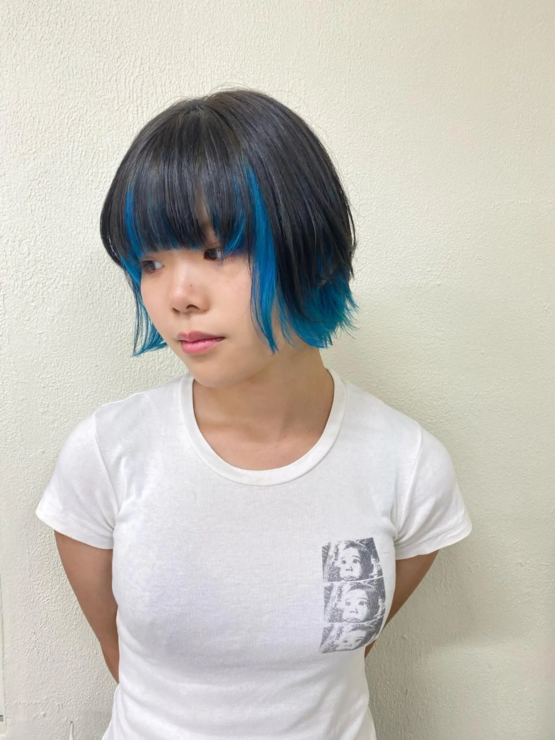 ミディアム カラー ヘアアレンジ レイヤーウルフ エクステ磯部のヘアスタイル