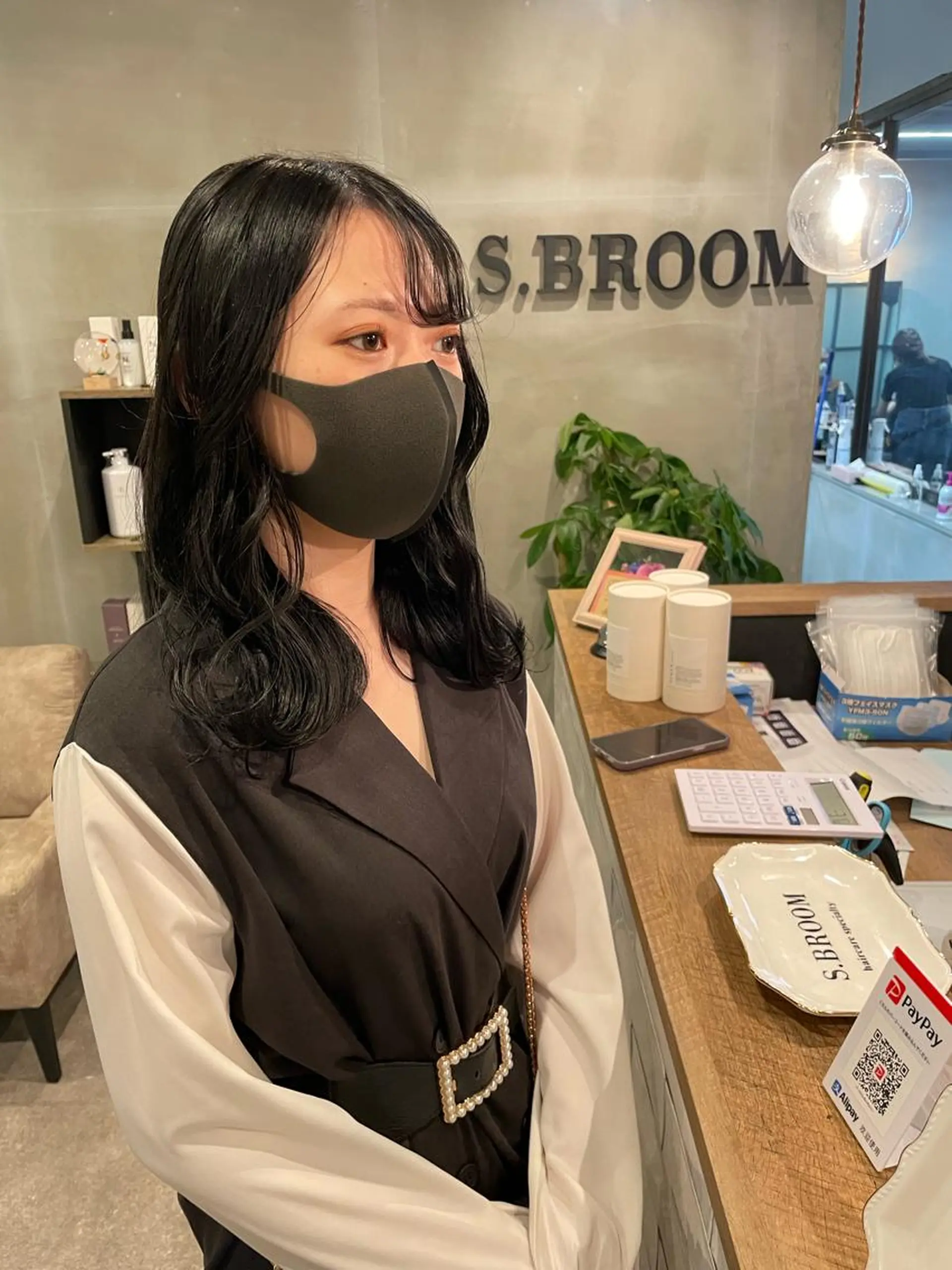 セミロング カット ヘアカラー トリートメント S.BROOM なんばTAKUYAのヘアスタイル