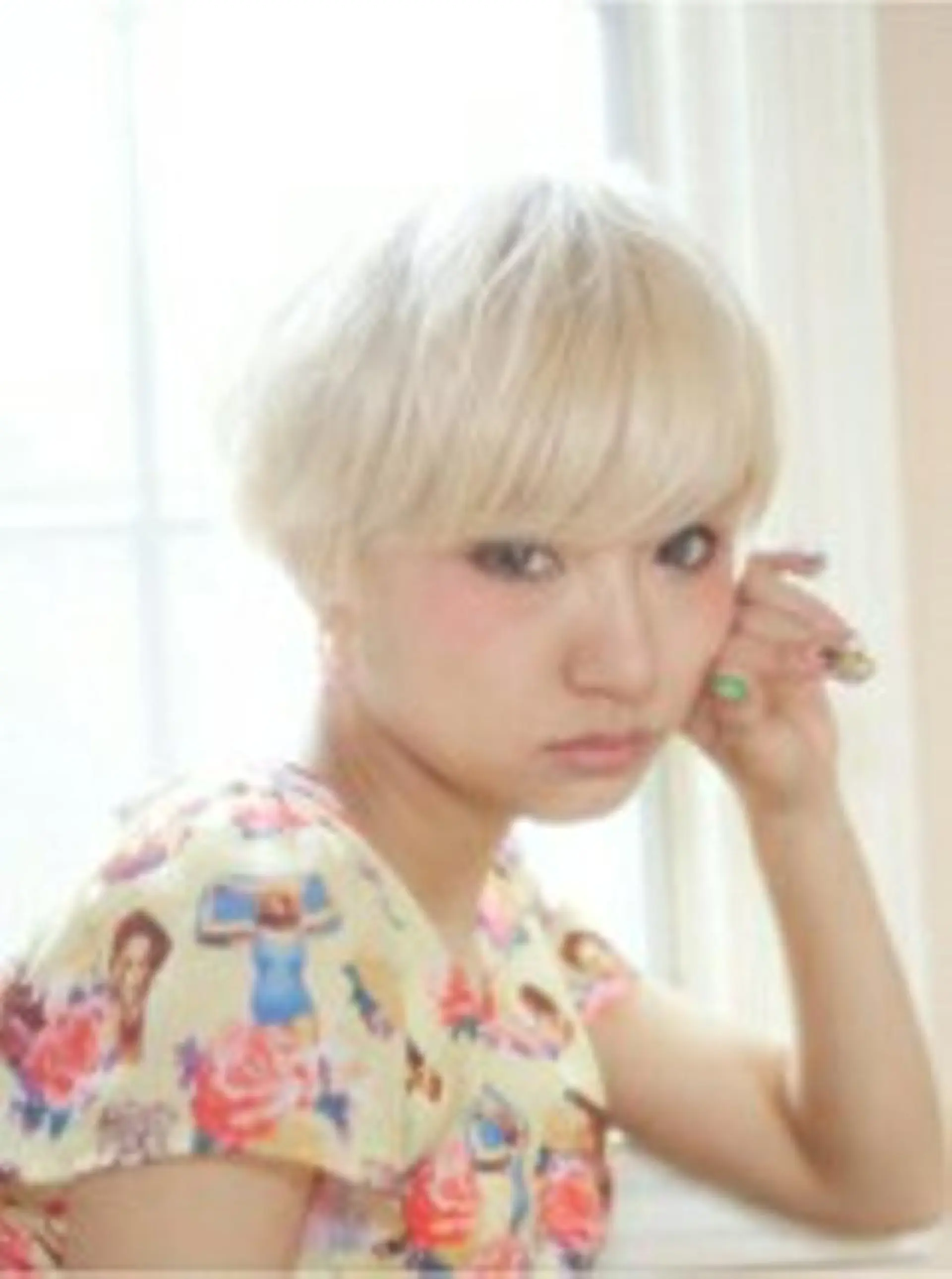 ショート カット ＦＵＮＩＣ ファニックのヘアスタイル