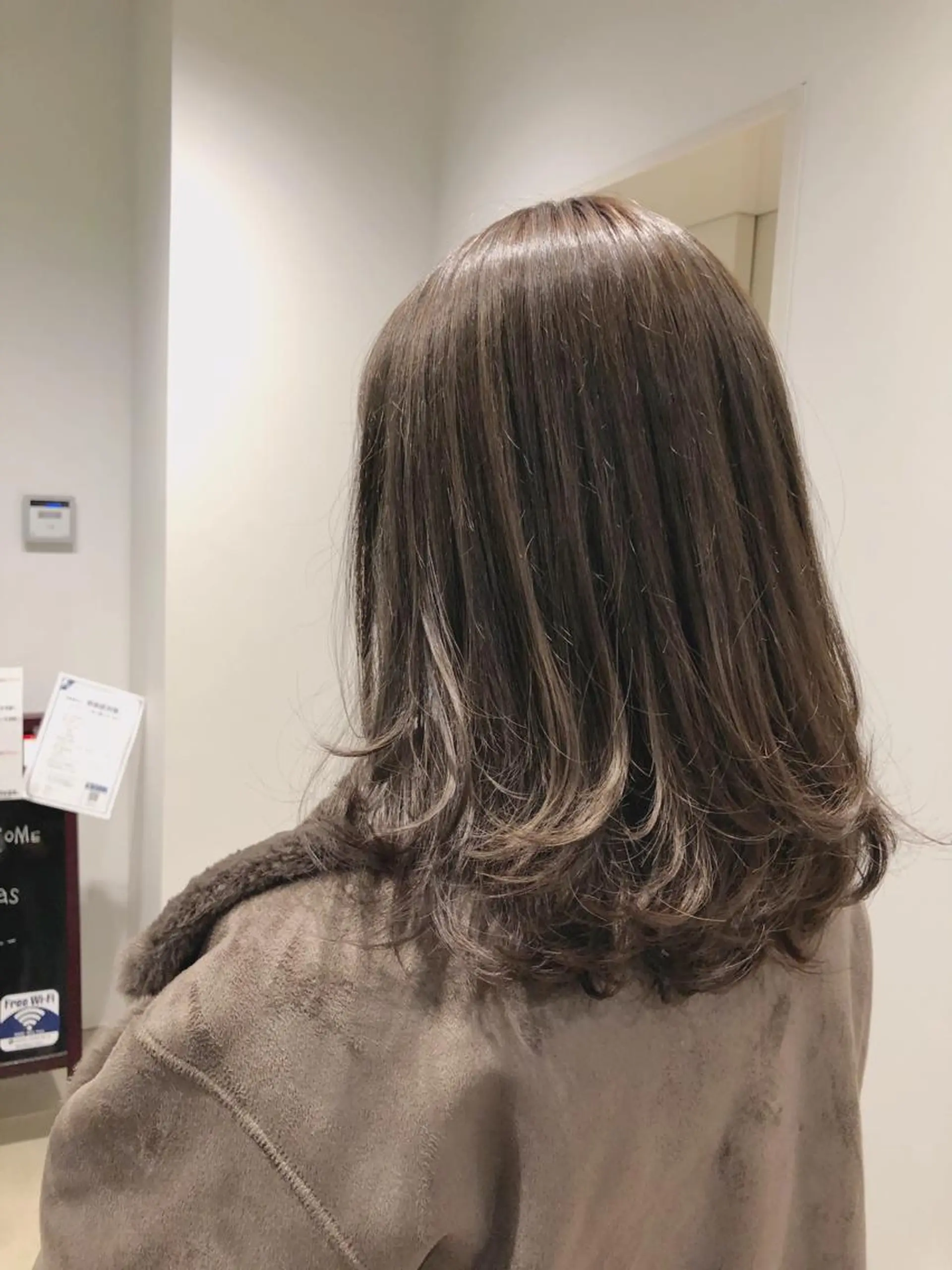 セミロング レイヤーカット カット ヘアカラー ✨上品可愛い 垢抜けヘア/後藤✨のヘアスタイル