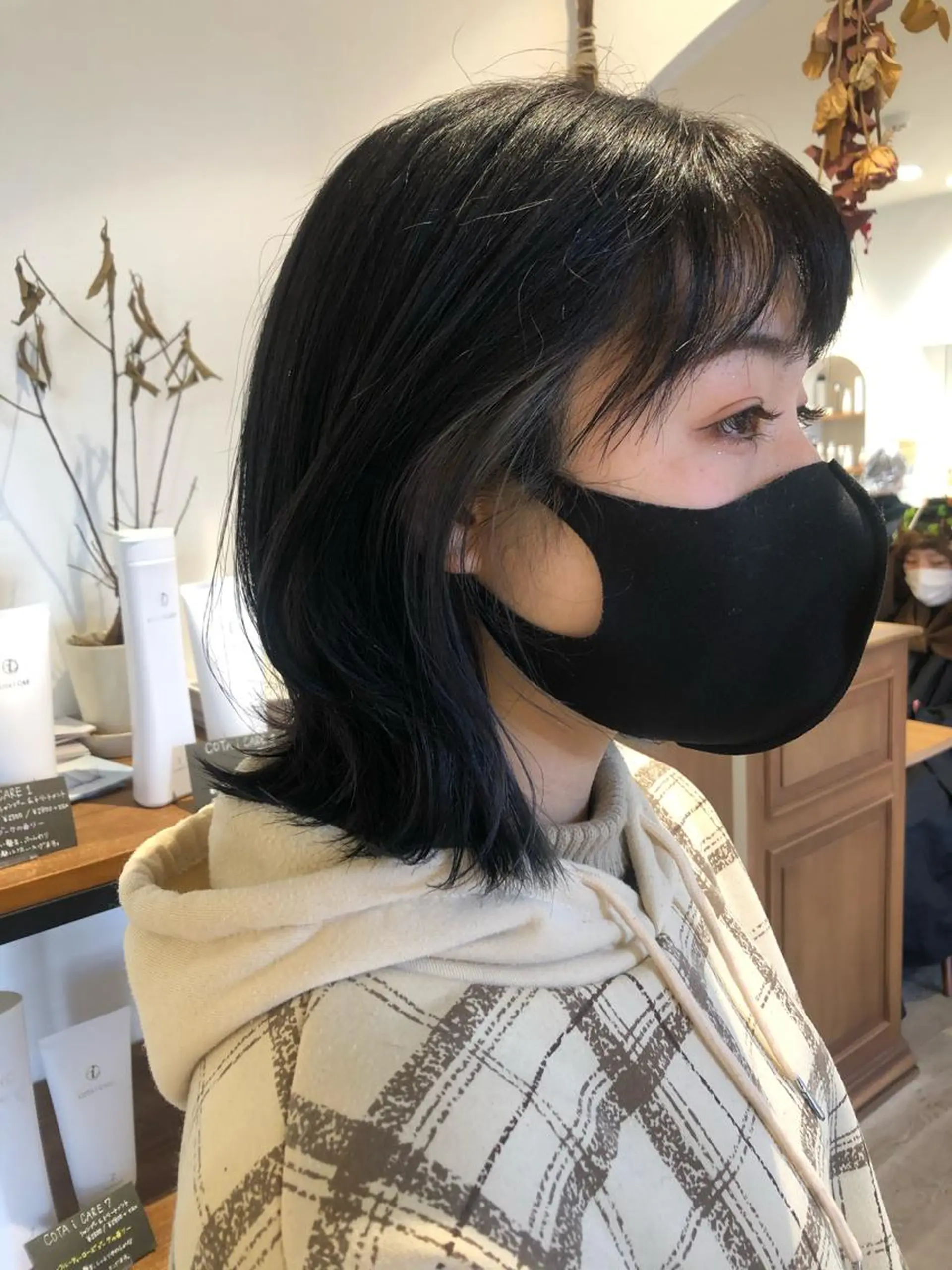 ミディアム カラー 🩰オリーブ/ ベージュ松本咲花🩰のヘアスタイル