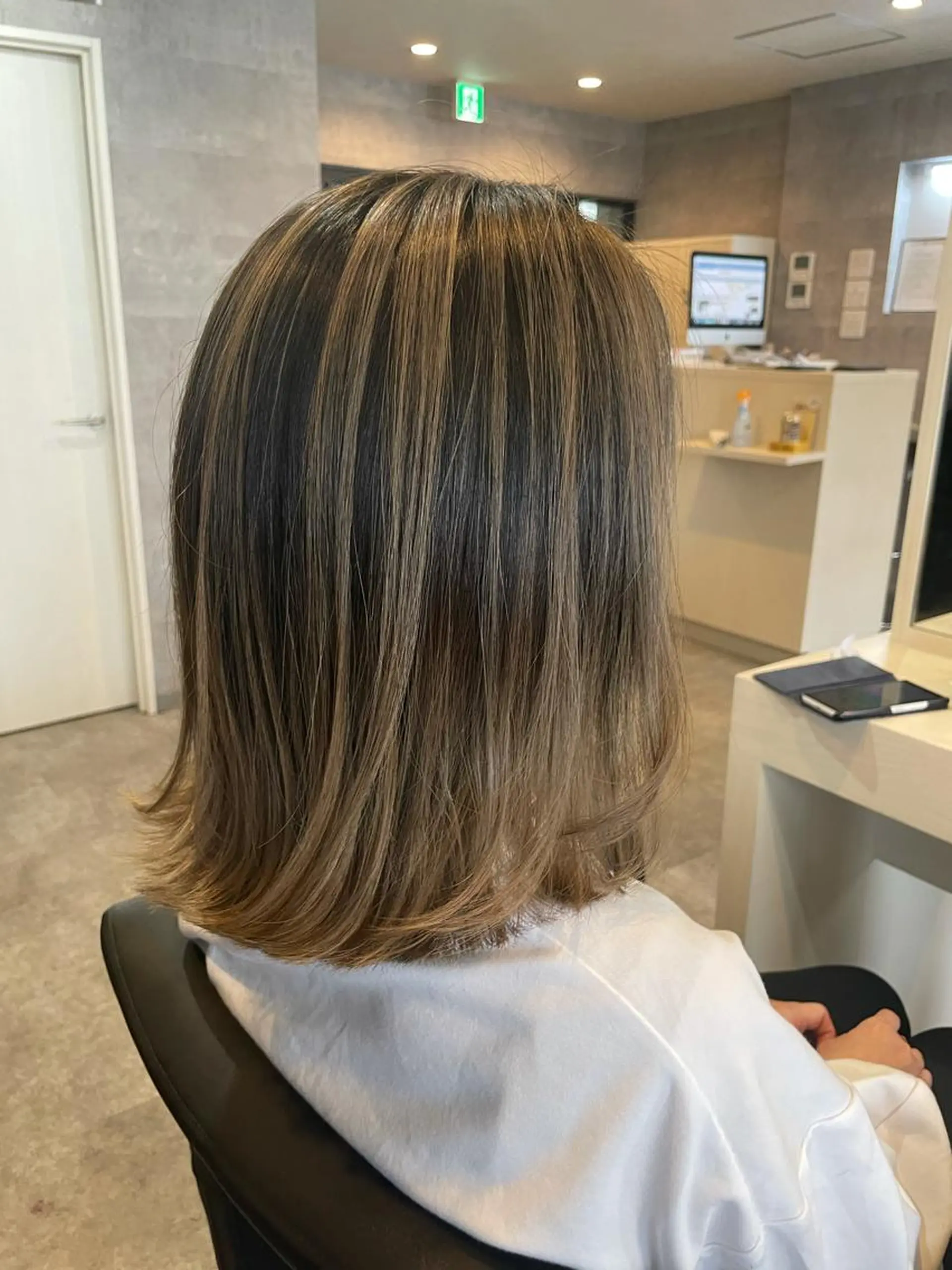 セミロング ヘアカラー トリートメント Sherry大国町所属・髪質改善×縮毛矯正 ×艶カラーNAOのヘアスタイル