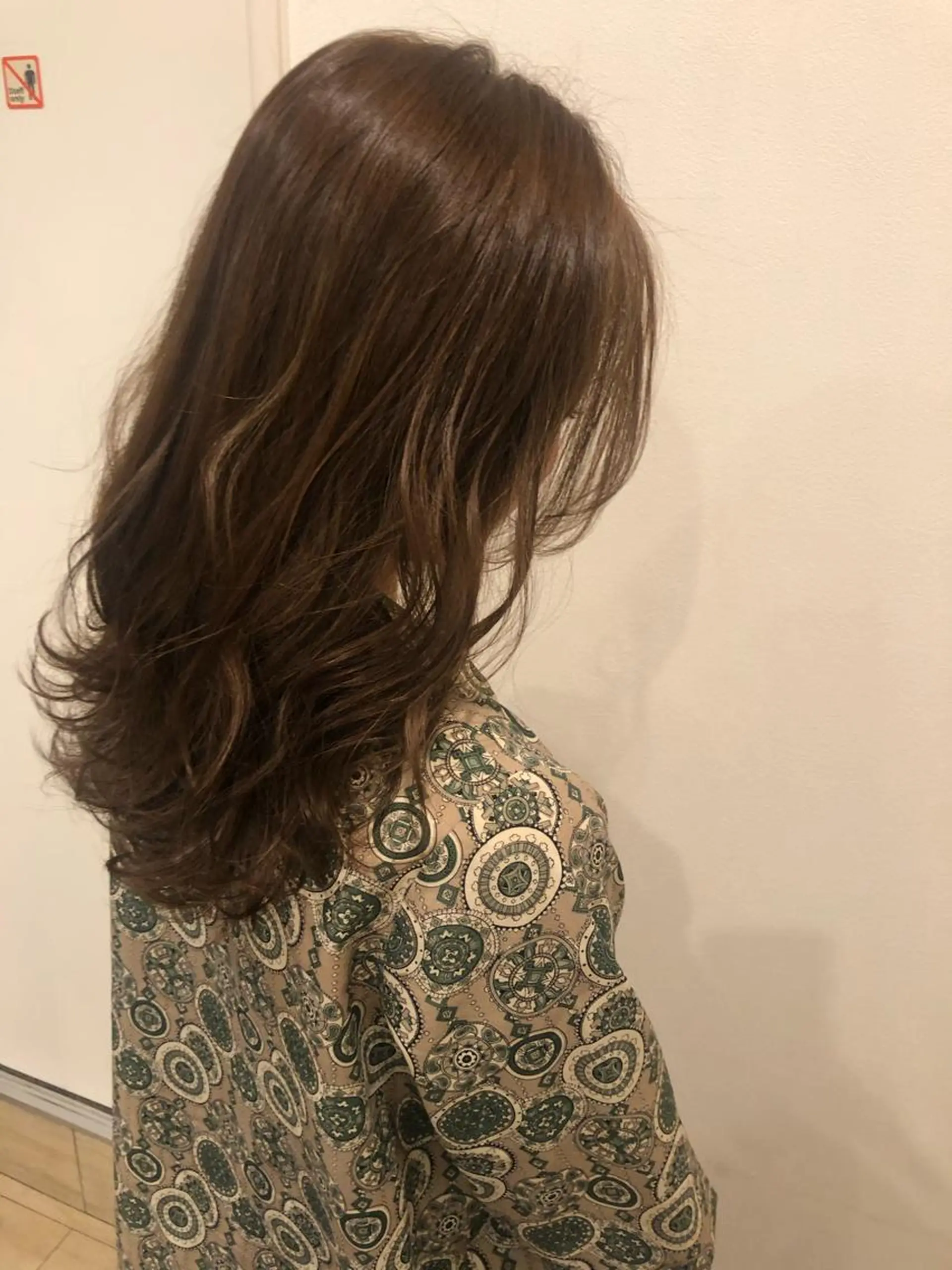 ミディアム 🦩レイヤー|透明感 カラー🦩makoのヘアスタイル