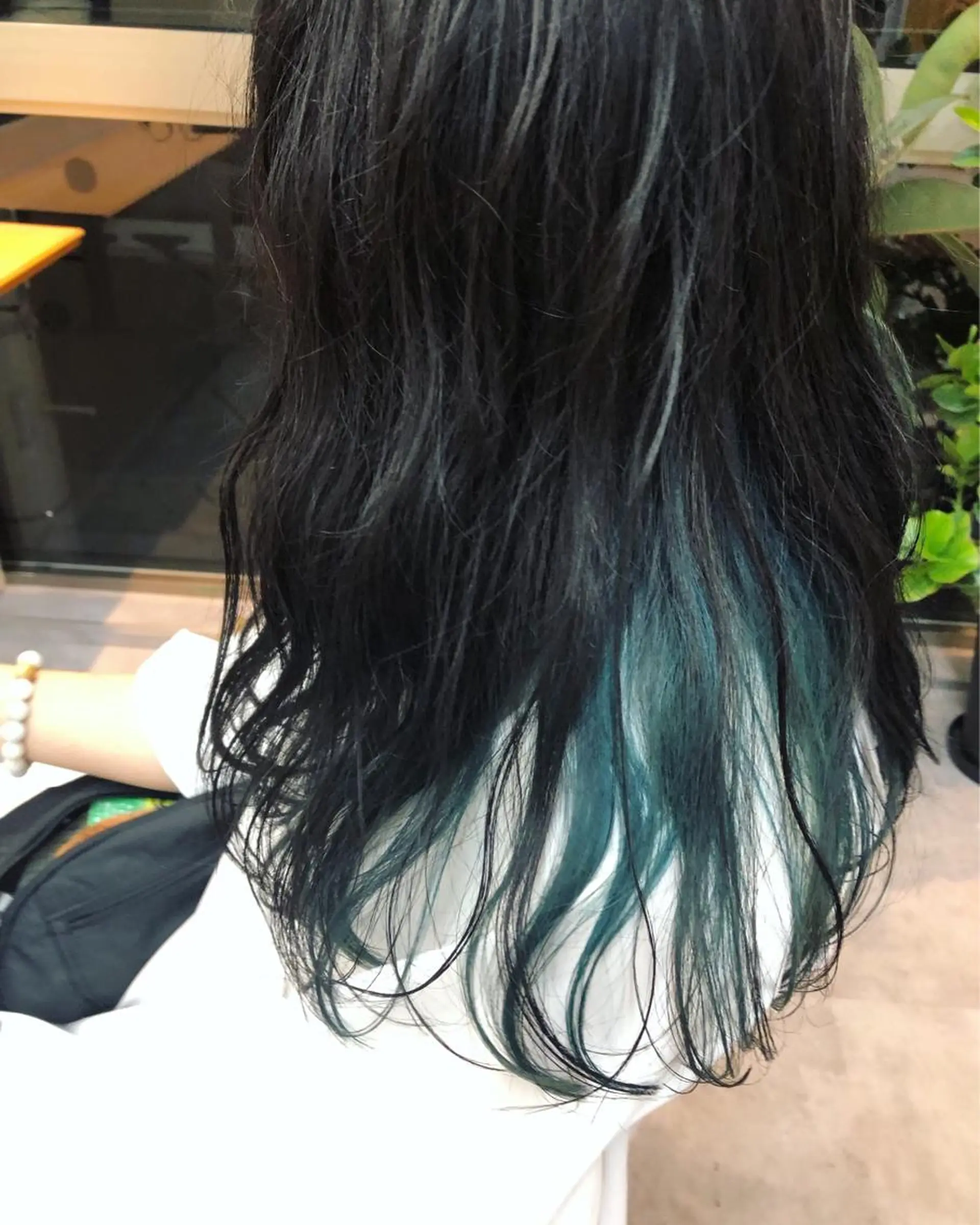 ロング カラー ブルーカラー インナーカラー パーマ美容師 hanaのヘアスタイル