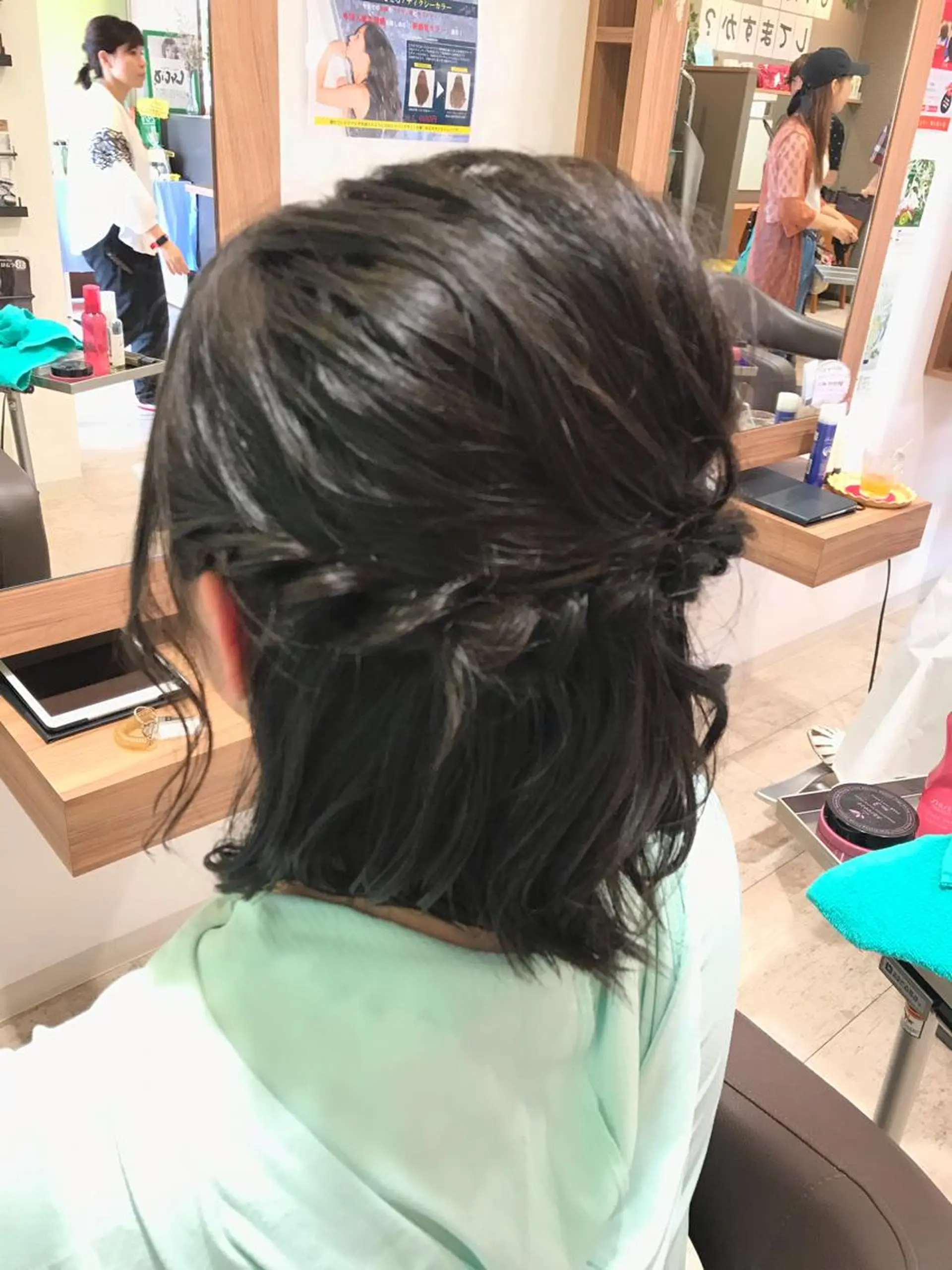 ヘアアレンジ ハーフアップ 結婚式・ブライダル ボブ Total beau ty  Noaloのエステ・リラクイメージ