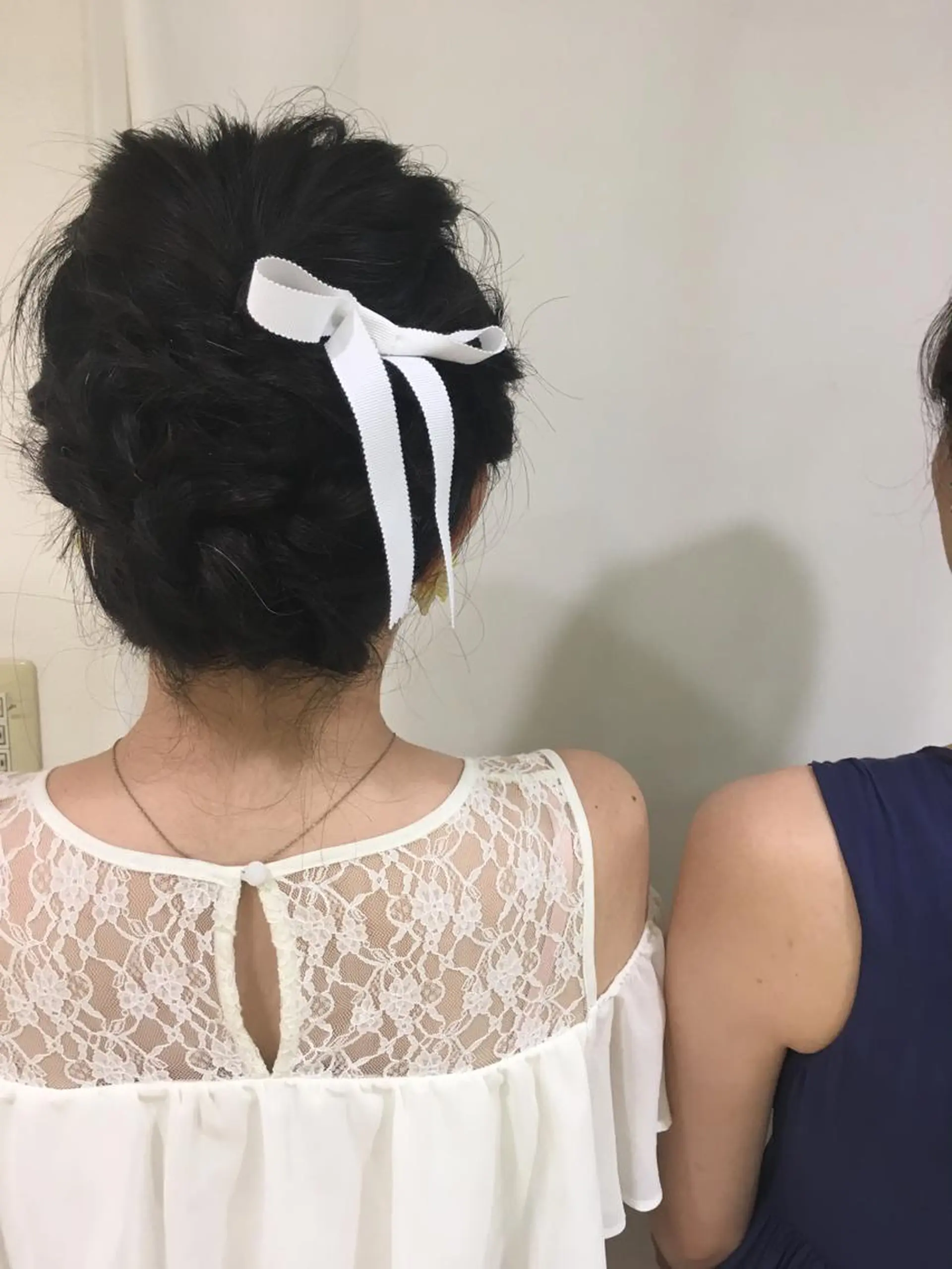 セミロング カラー ヘアアレンジ きむえり/髪質改善 /うねり広がり改善のヘアスタイル