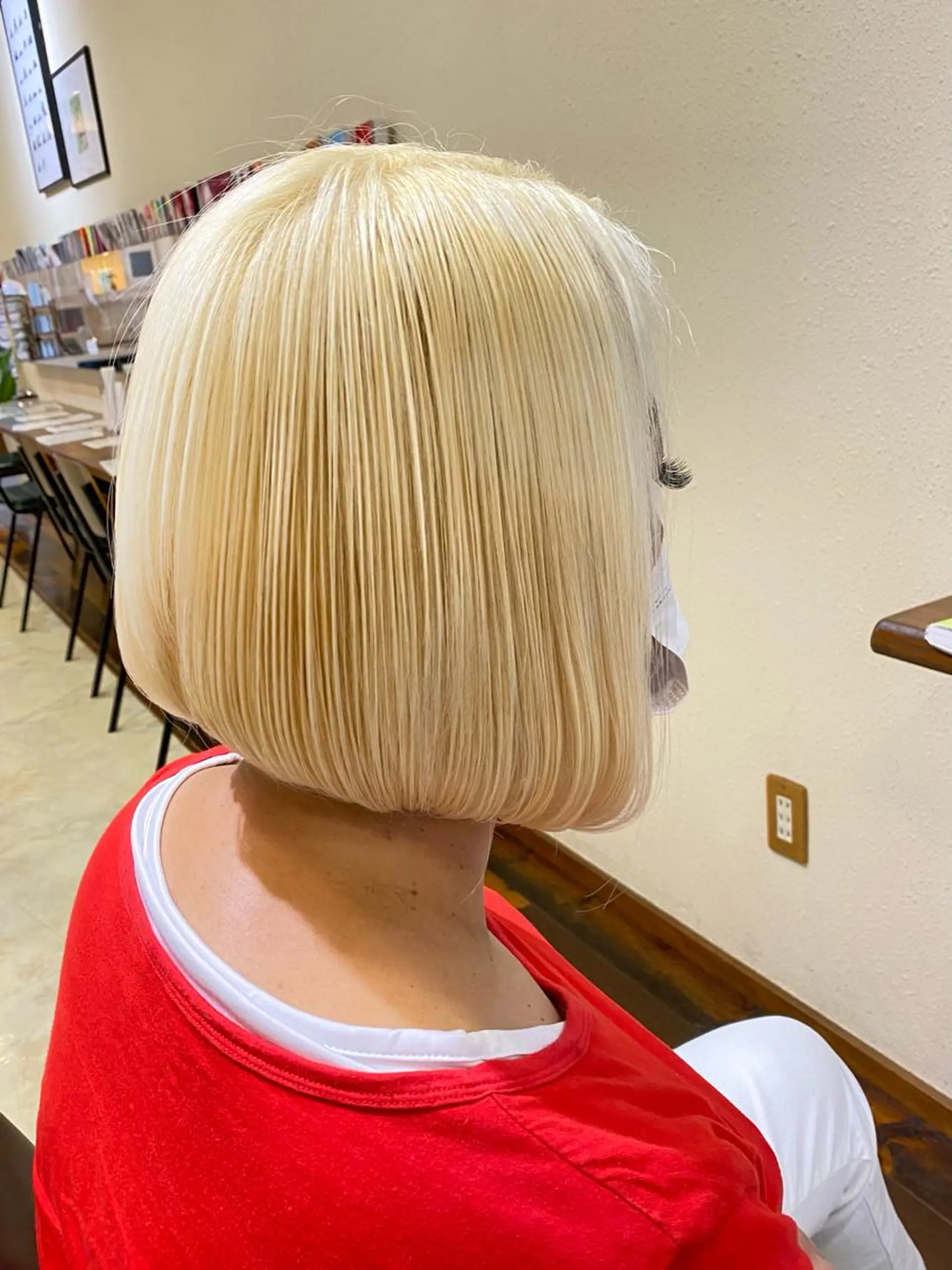 ミディアム カラー 中川 茜里のヘアスタイル