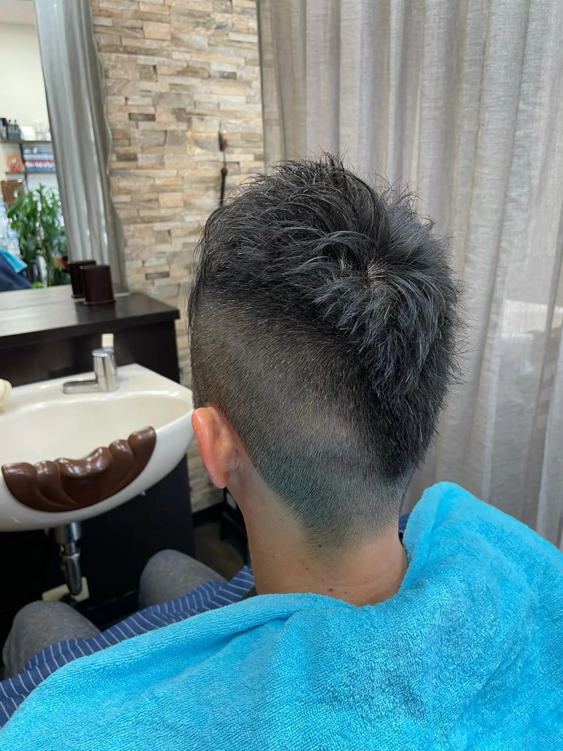 ショート メンズ モヒカン ソフトモヒカン ヘアーサロン ＳＯRＡお顔剃りのエステ・リラクイメージ