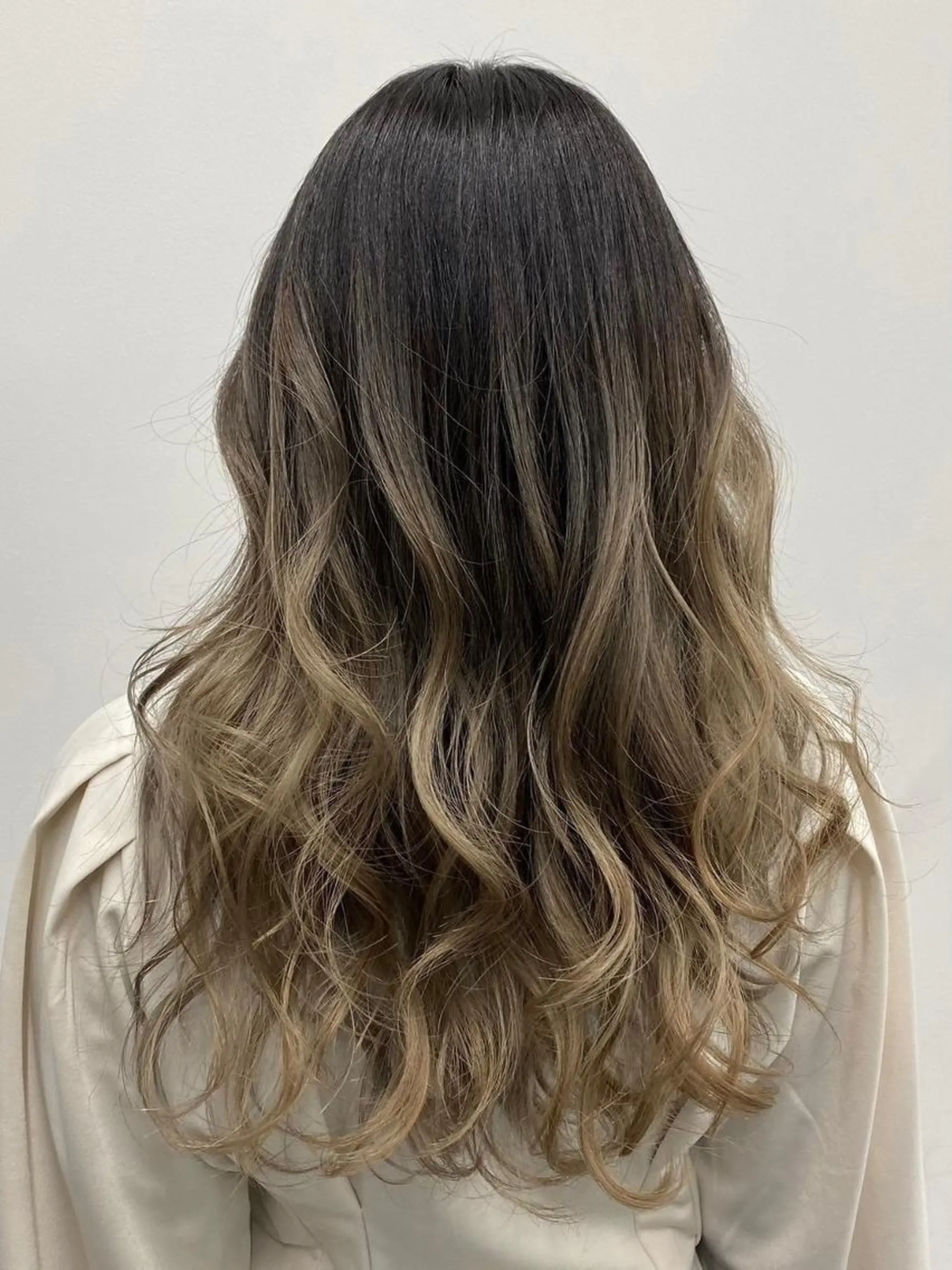 ロング アッシュ 髪質改善 韓国風ヘア 【公式】amble luxe 中野のヘアスタイル