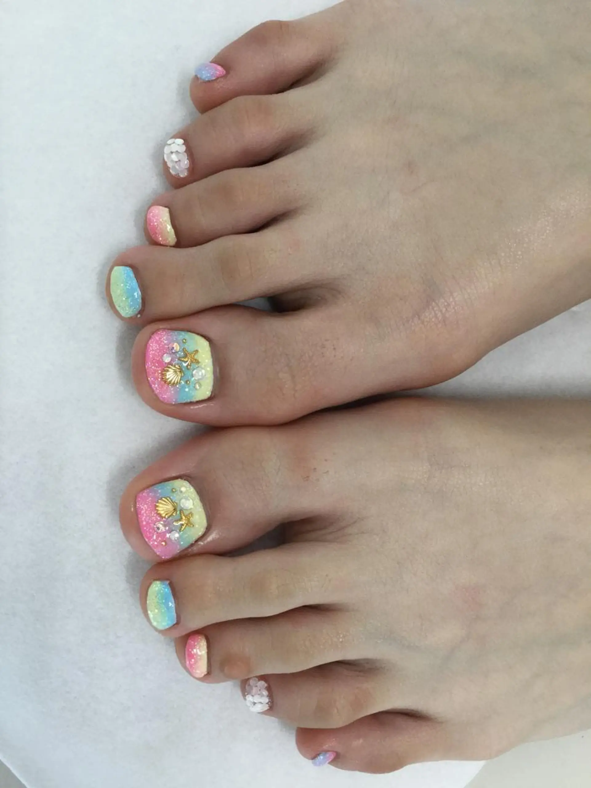 ネイル 💎🐰 saki. m 🐰💎のネイルデザイン