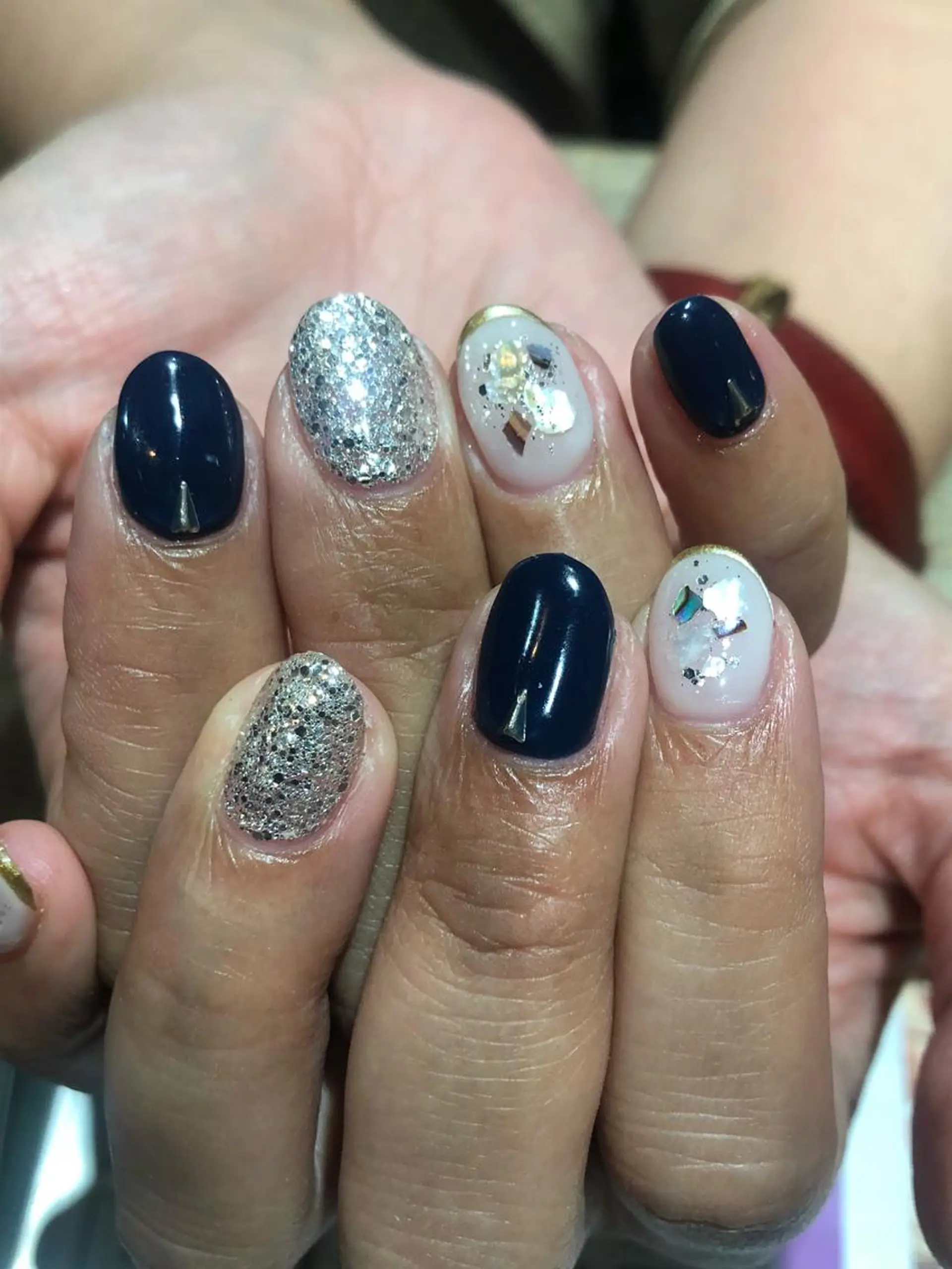 ネイル ハンドネイル Nest 三田のマツエク・マツパデザイン