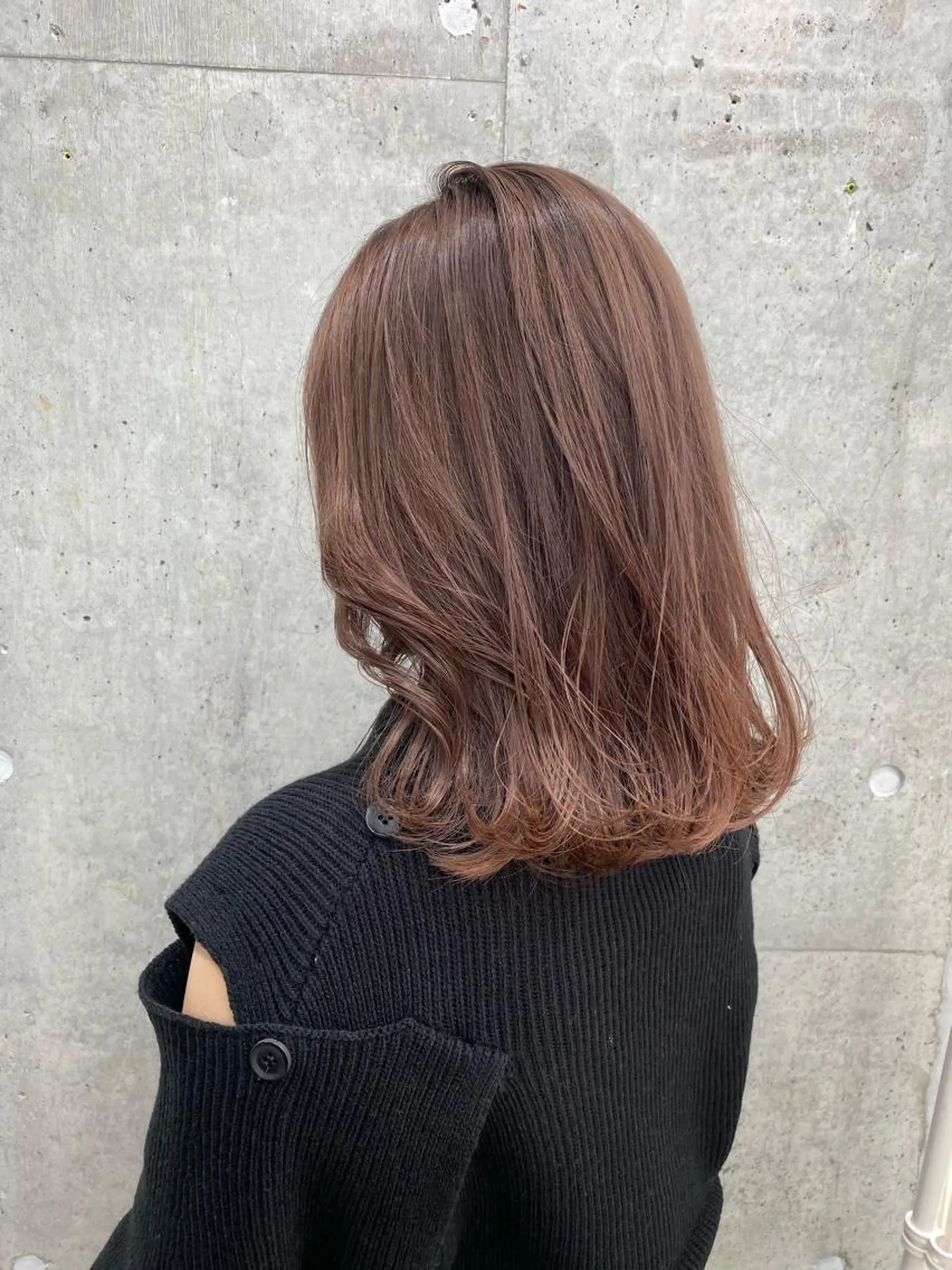 ミディアム カラー ブリーチ ヘアカラー ヘアセット 🤍柔らかhair 🤍Kazu 🐩のヘアスタイル