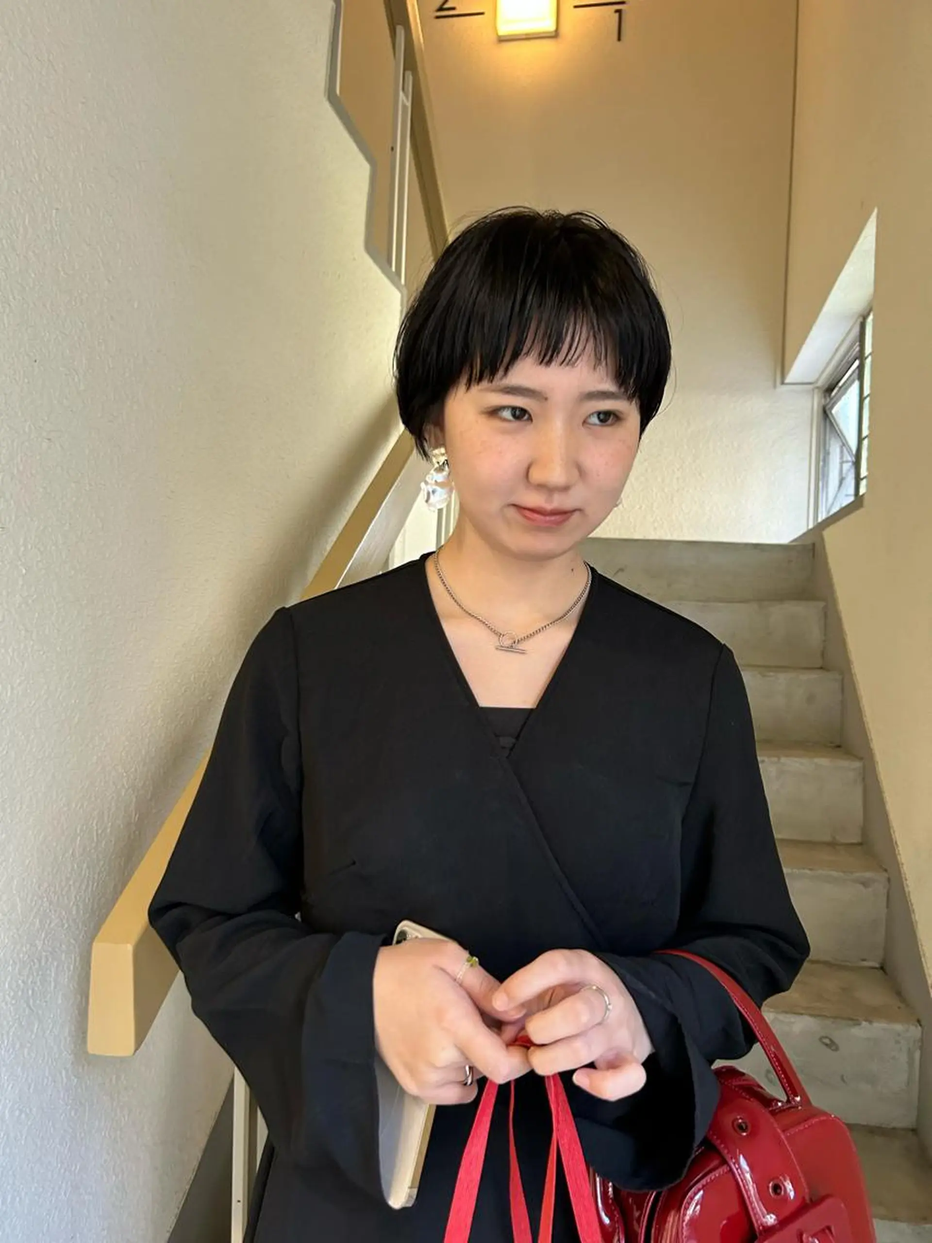 ショート カラー 薄暮 マツイ　レンのヘアスタイル