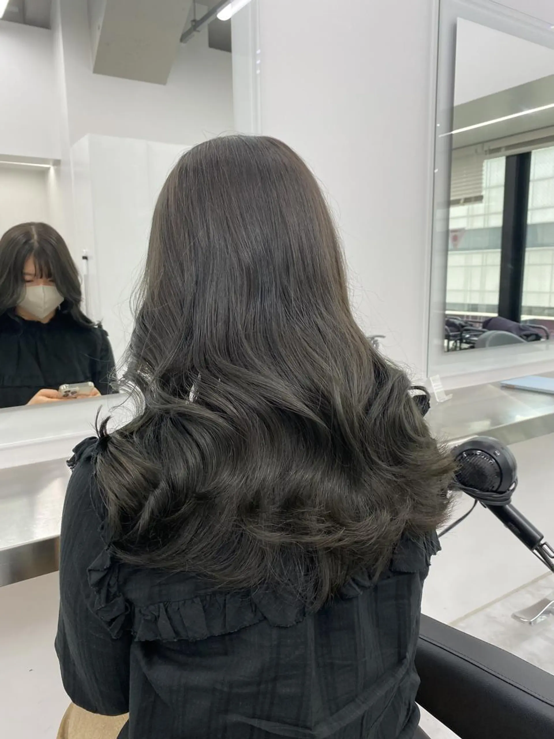 ロング カラー 💙ハイトーン韓国風 色白ヘア💙manaのヘアスタイル