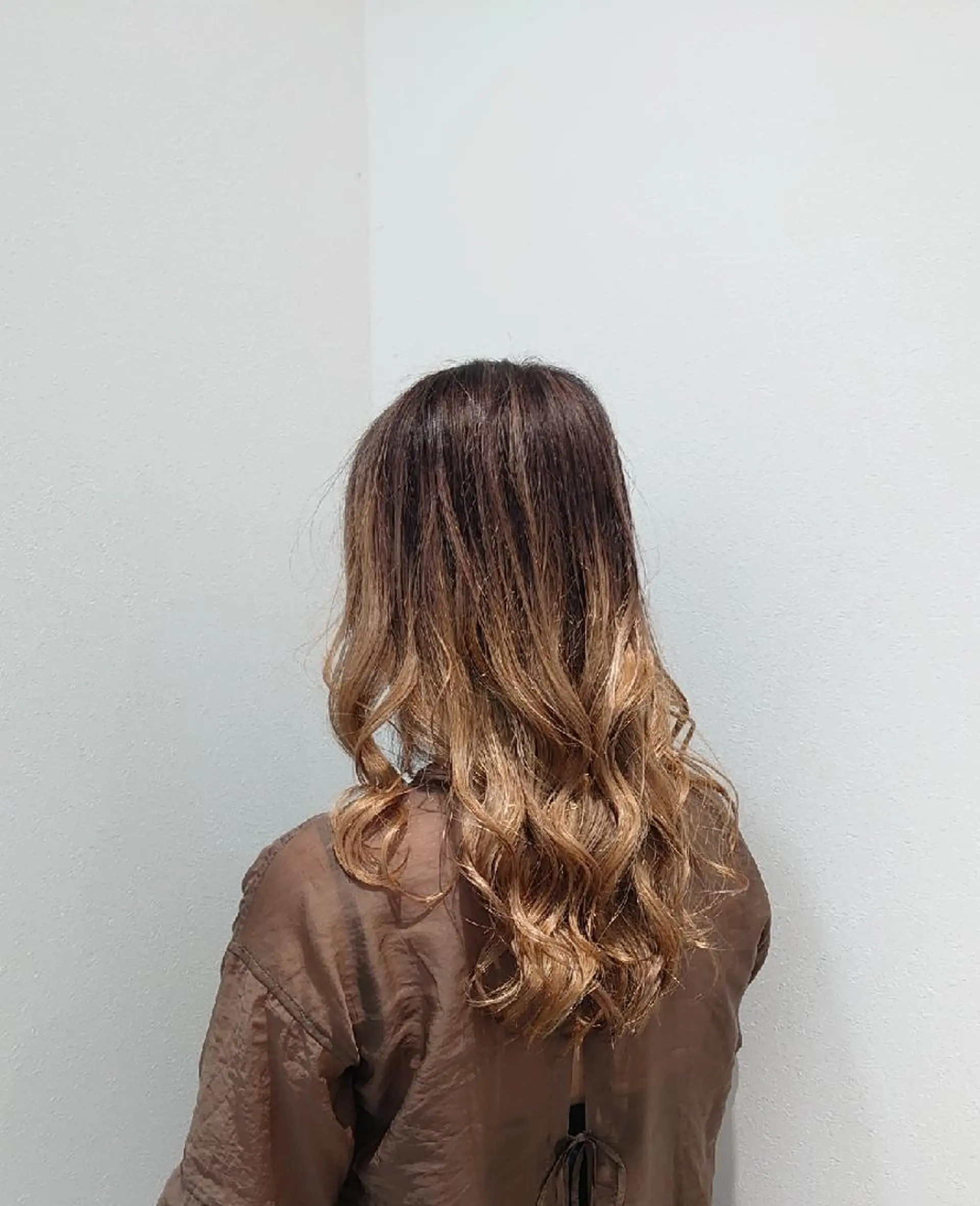 ロング カラー 仲村 友孝のヘアスタイル