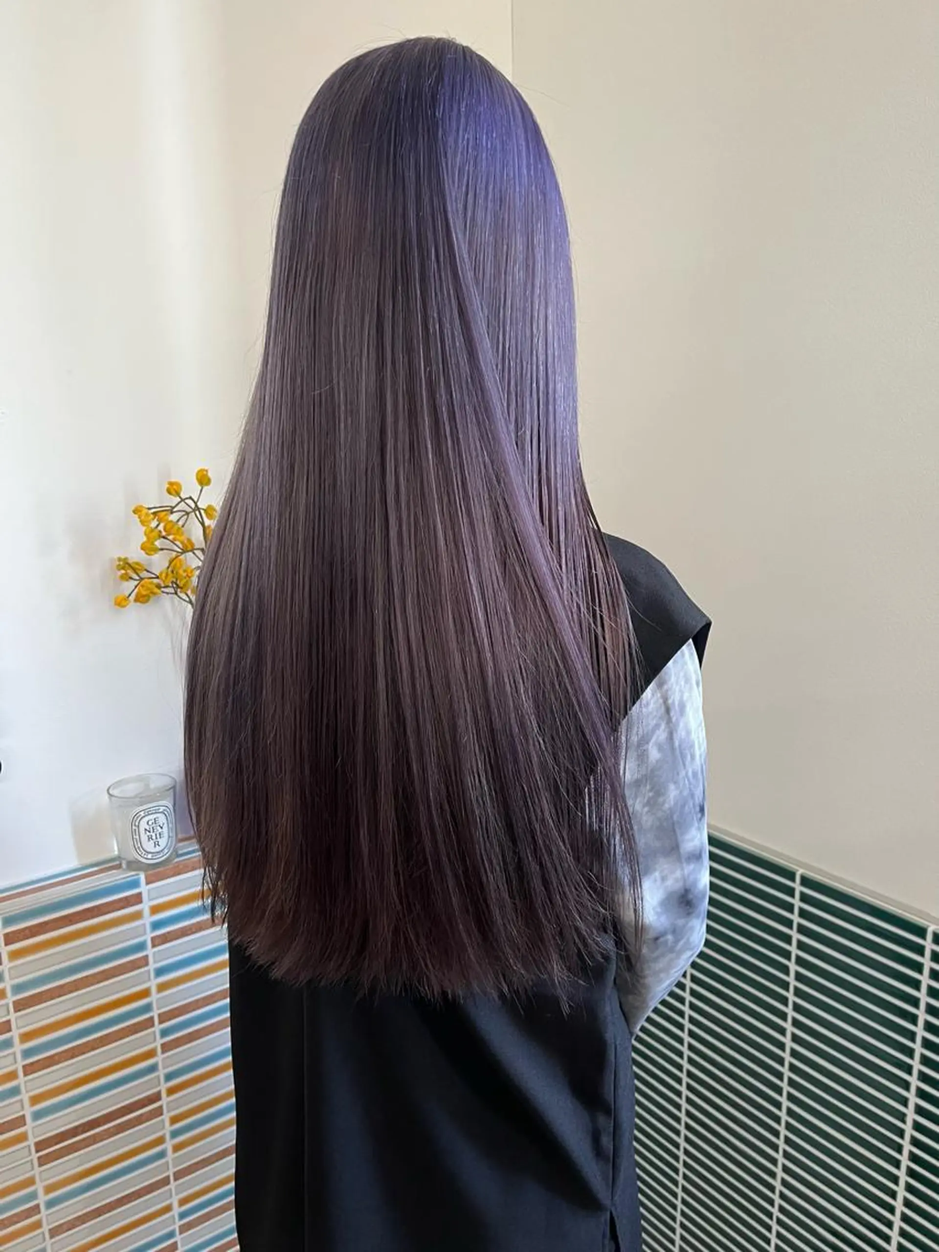 ロング カラー ブリーチ ブルーカラー ブルーラベンダー ラベンダーカラー ヘアカラー トリートメント 🩷ハイトーン透明感 レイヤー🩷ユリカのヘアスタイル