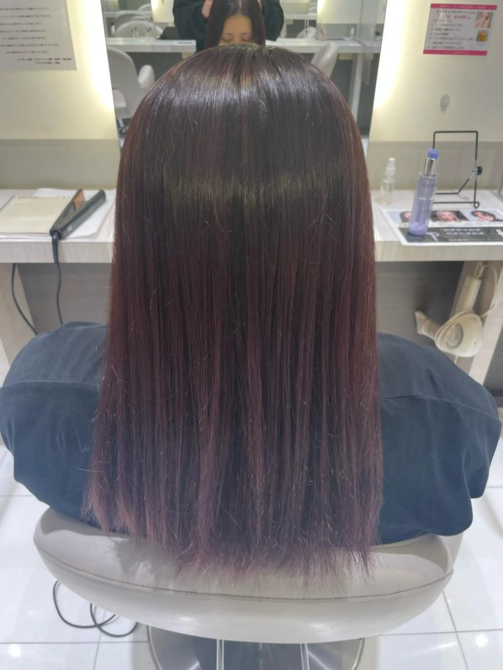 ミディアム カラー カシス ピンクカラー ritrovo所属・Lisa/wカラー /デザインカラーのヘアスタイル