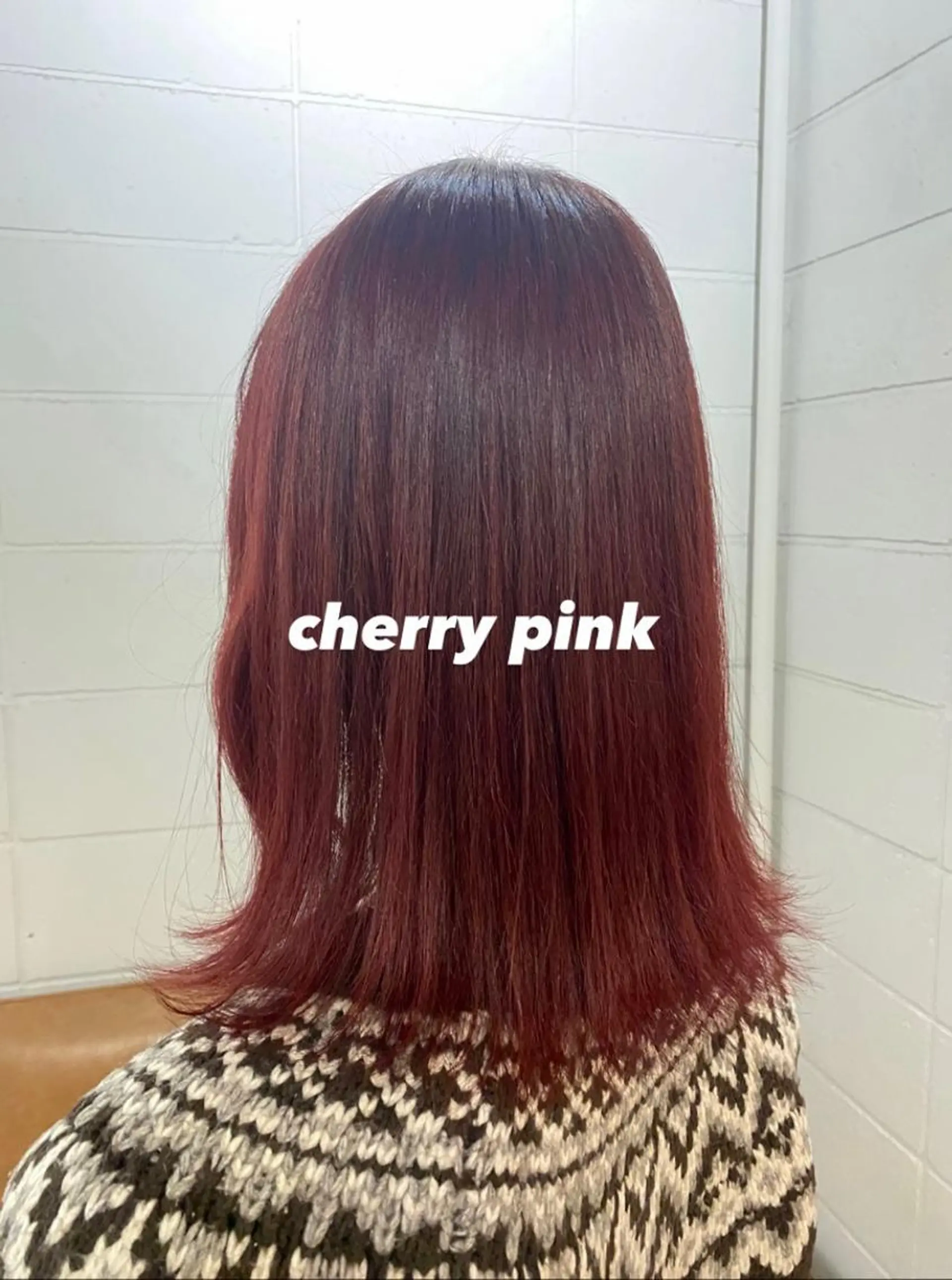 カラー ピンクカラー 新美 千奈のヘアスタイル