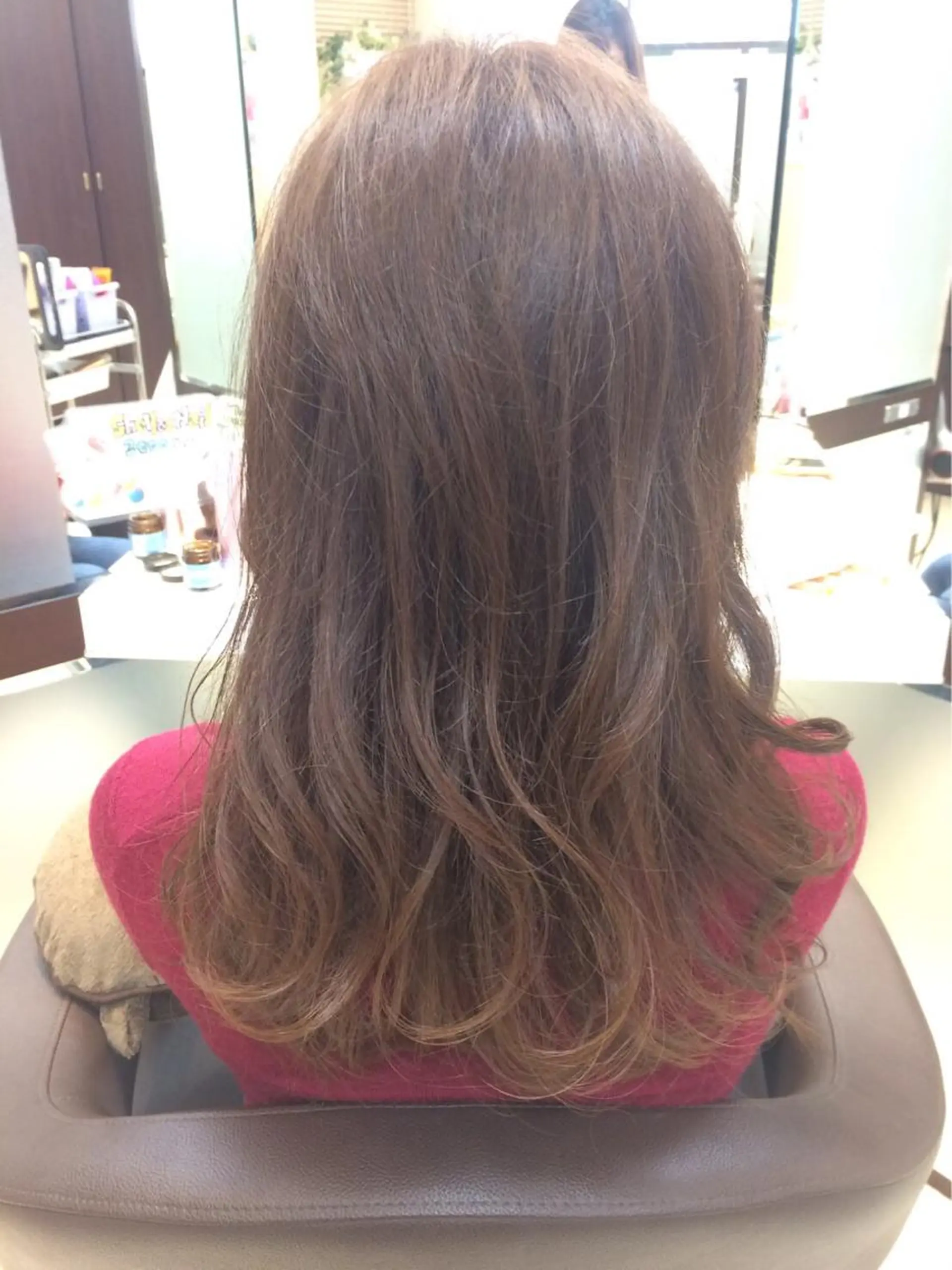 セミロング カラー パーマ セミロングパーマ トリートメント デジタルパーマ スズキ シオリのヘアスタイル