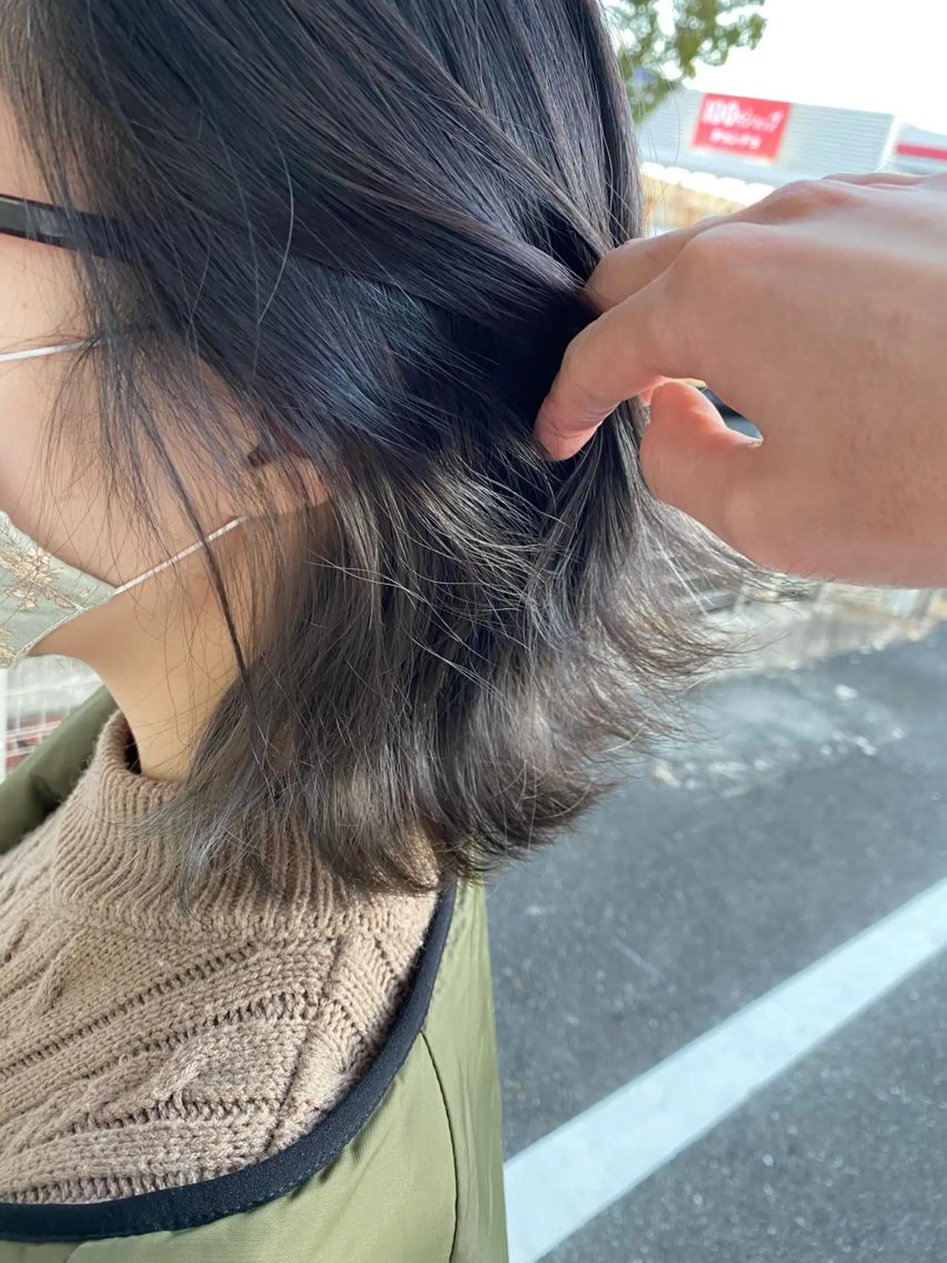 ミディアム カラー ブリーチ インナーカラー ヘアカラー トリートメント KAITOH ATSUSHIのヘアスタイル