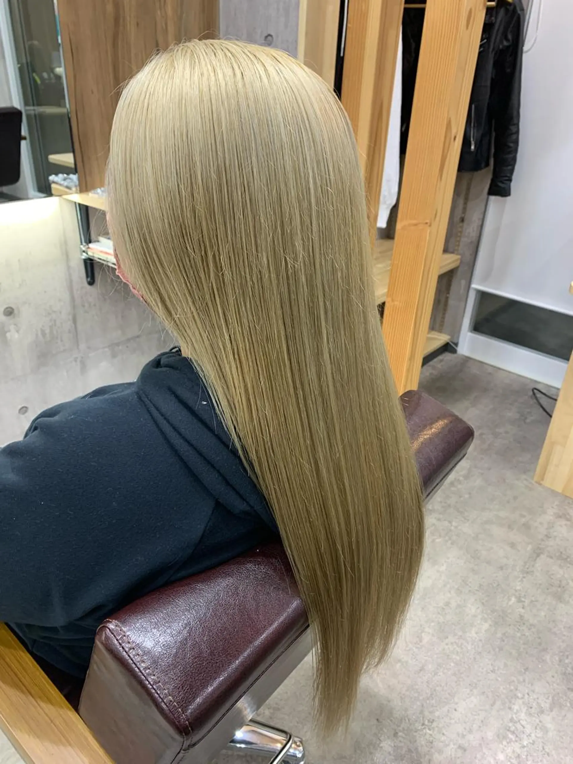 ロング カラー バレイヤージュ ベージュカラー ブリーチ ケアブリーチ ダブルカラー ヘアカラー memento 斎藤大覚のヘアスタイル