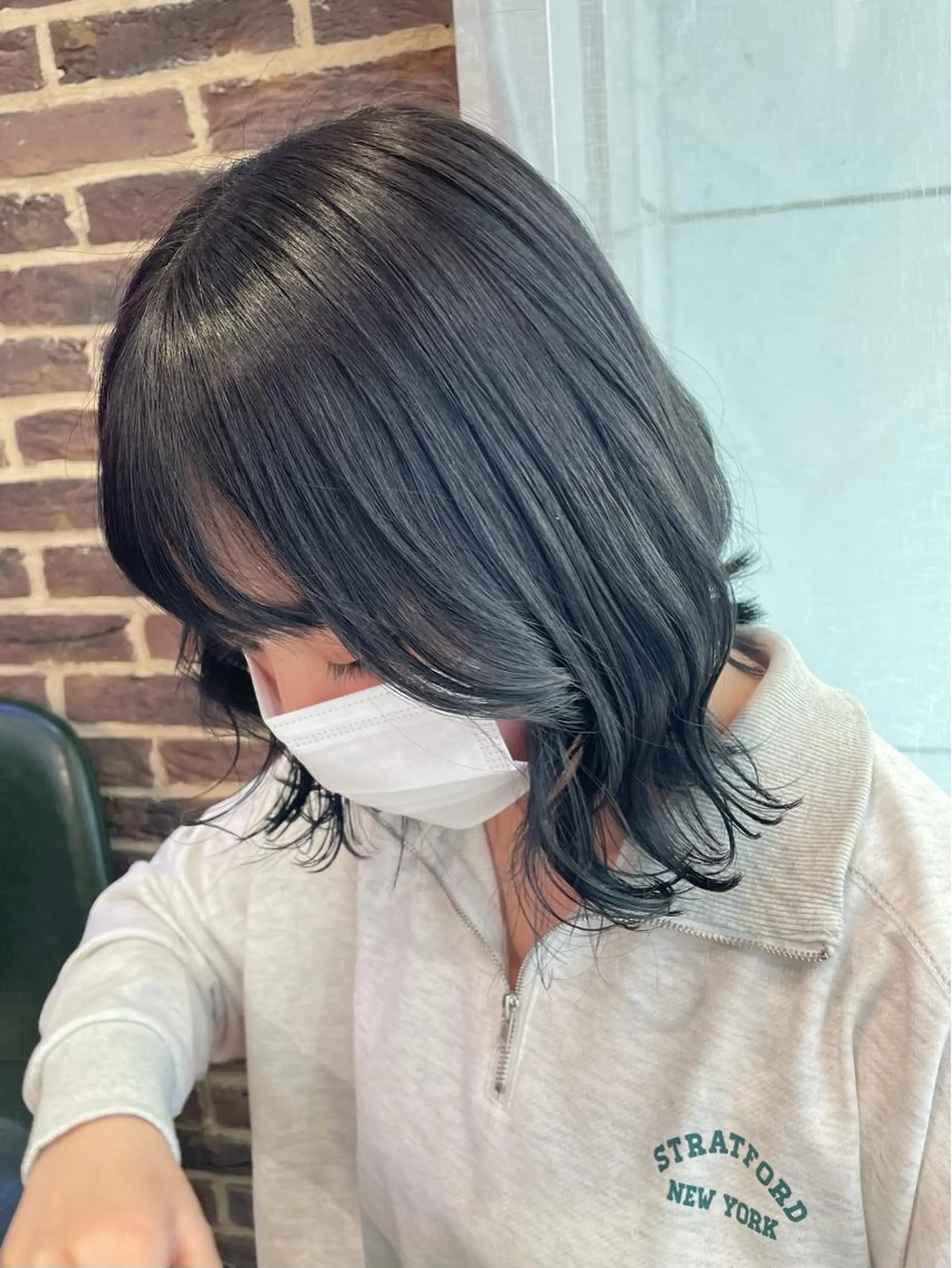 セミロング カラー ブリーチ カット トリートメント aya/小顔レイヤー /柔らかカラーのヘアスタイル