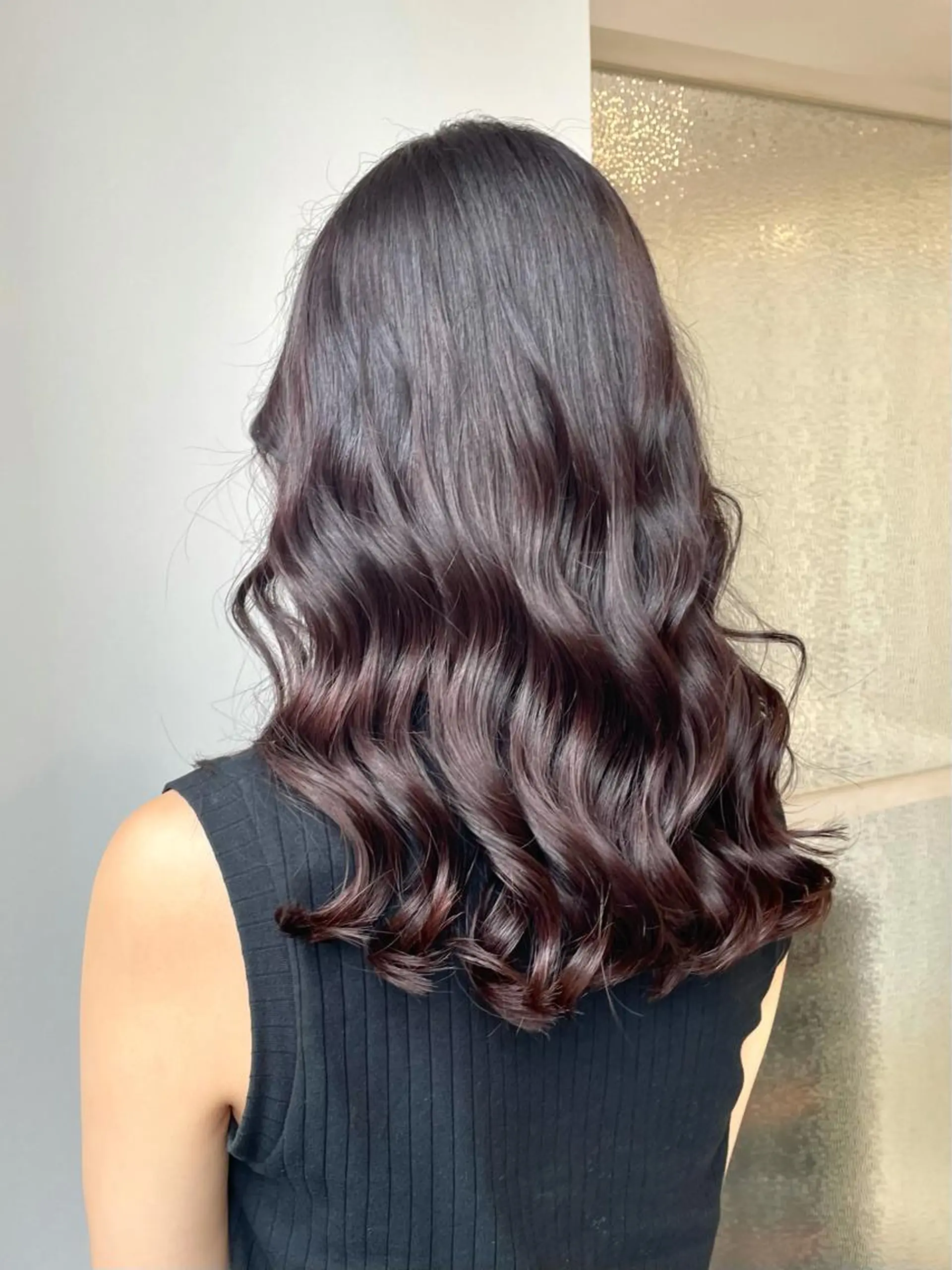 ミディアム カラー イルミナカラー パープルカラー カット パーマ ヘッドスパ モデルさん募集中IT byALBUM八王子のヘアスタイル