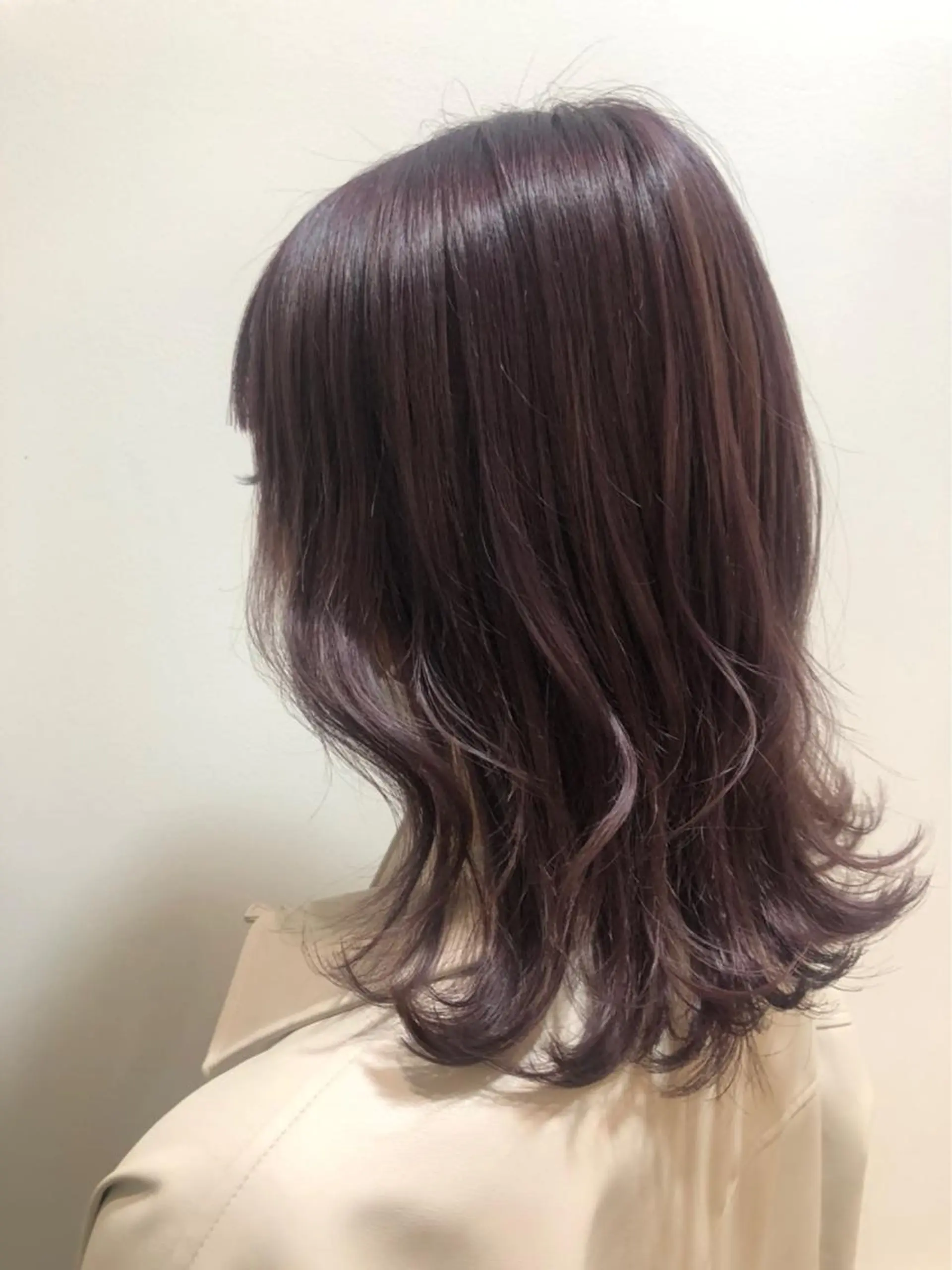 ミディアム 中井 茅佳のヘアスタイル