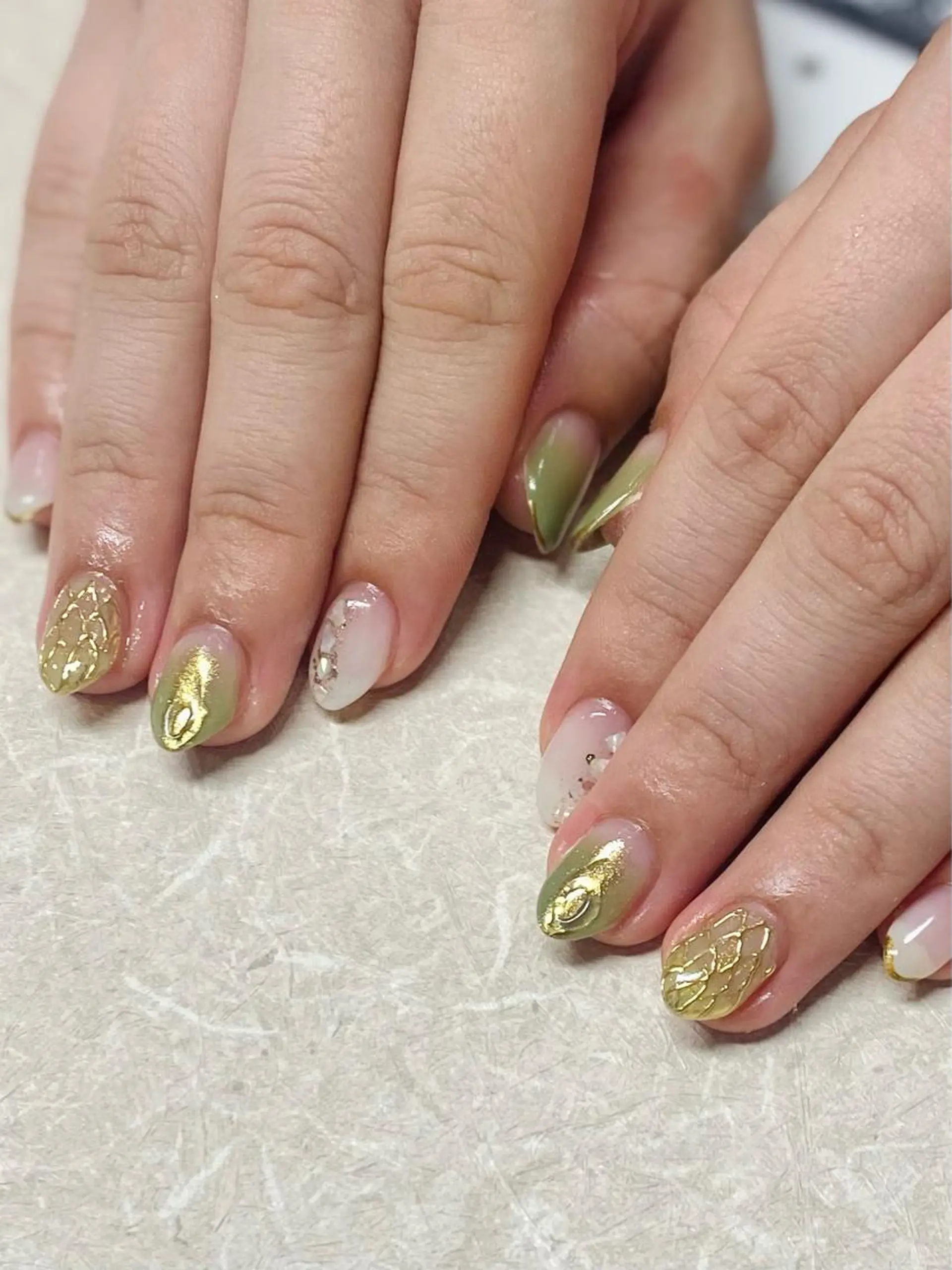 ネイル ミラーネイル ハンドネイル yuminail所属・錦糸町 mi_nailのネイルデザイン