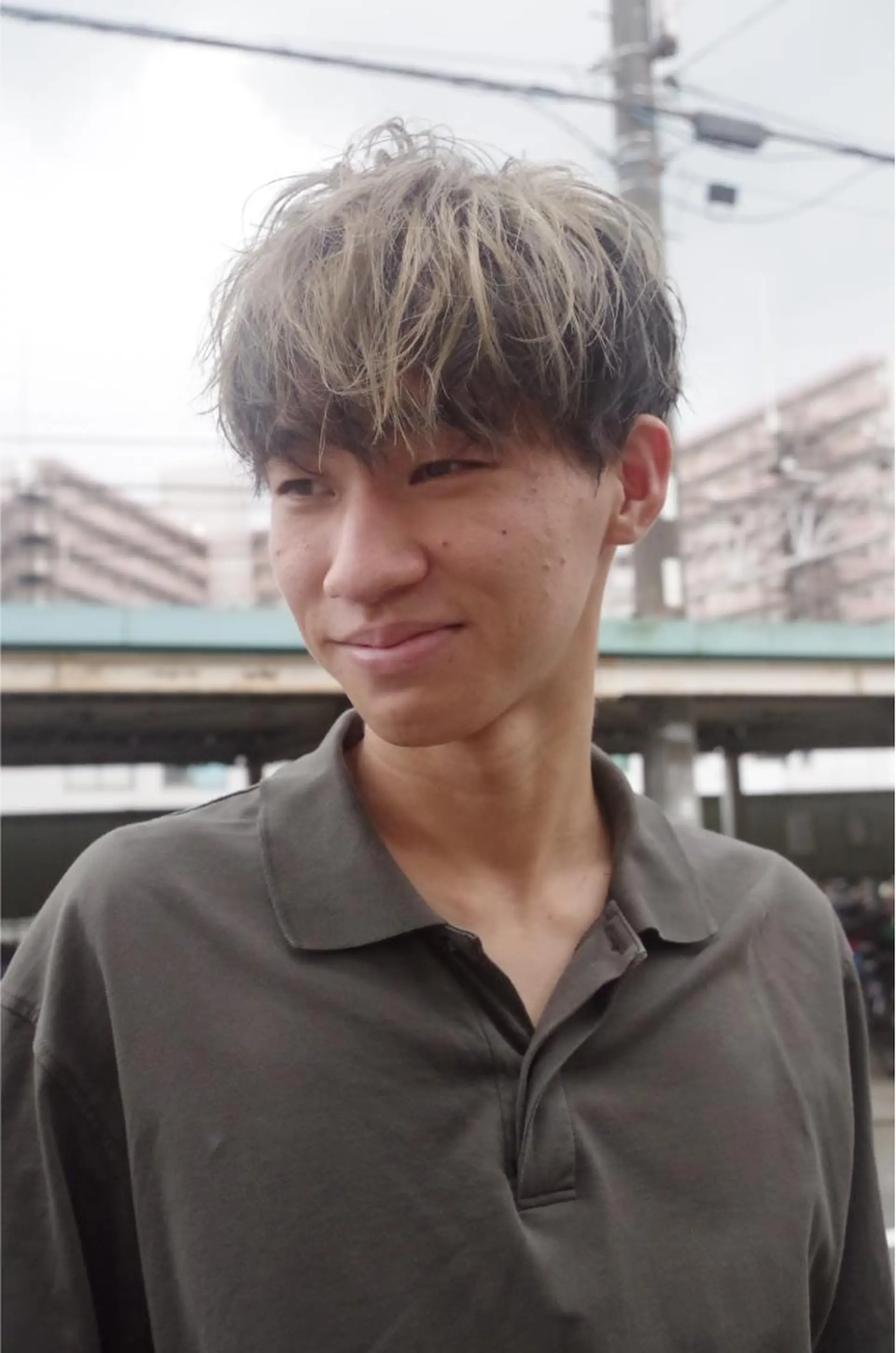 ショート メンズ カット ヘアカラー ハイトーン特化⭐️ 飯田大樹のヘアスタイル