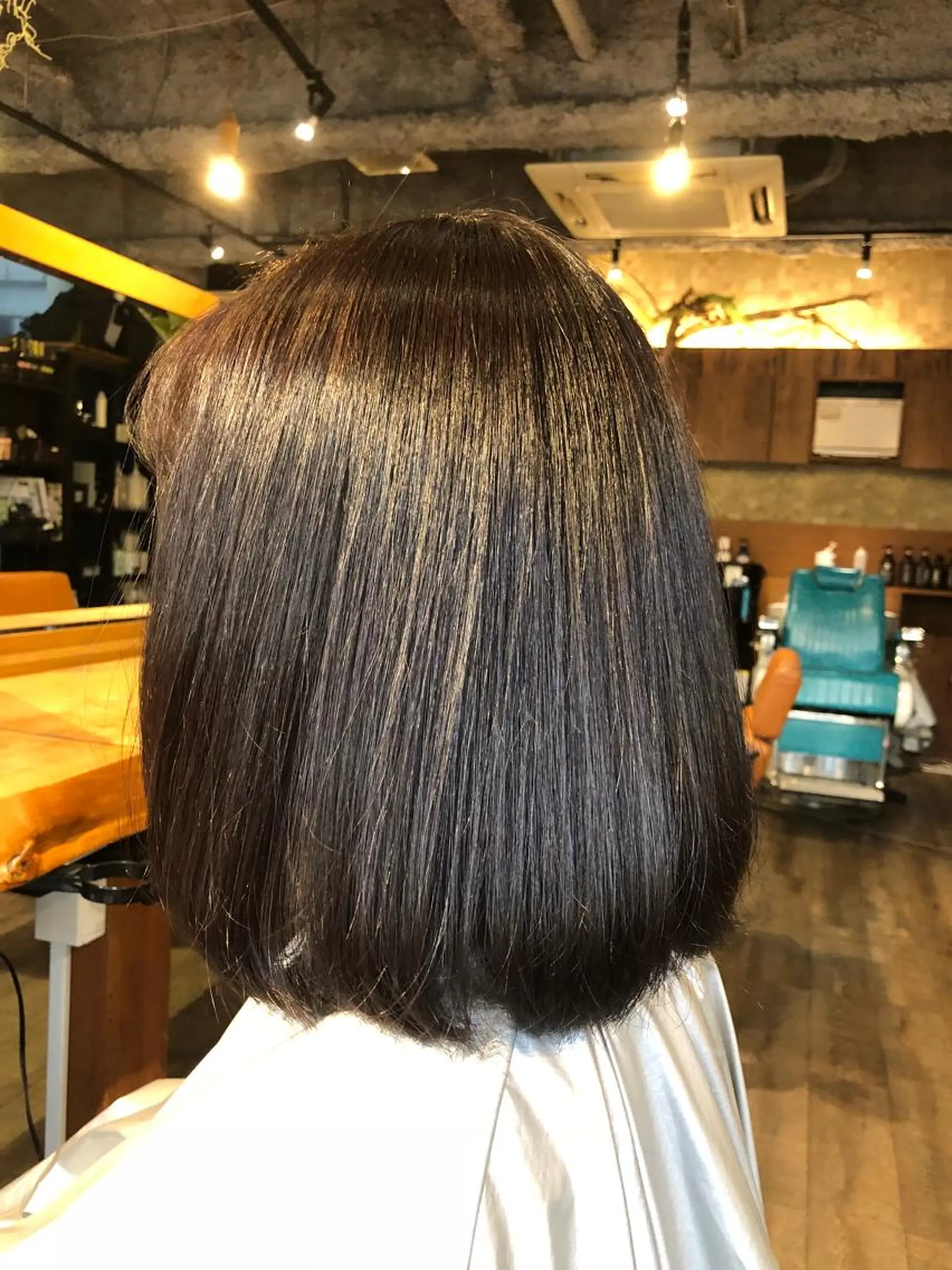 ミディアム ISHIMORI  のヘアスタイル