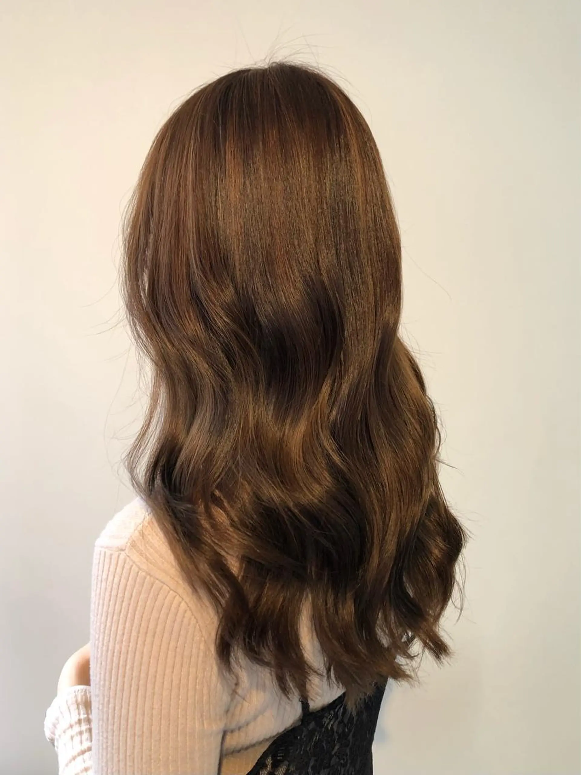 ロング カラー ハイライトカラー ハイライト 🤍中野 レオ🤍のヘアスタイル