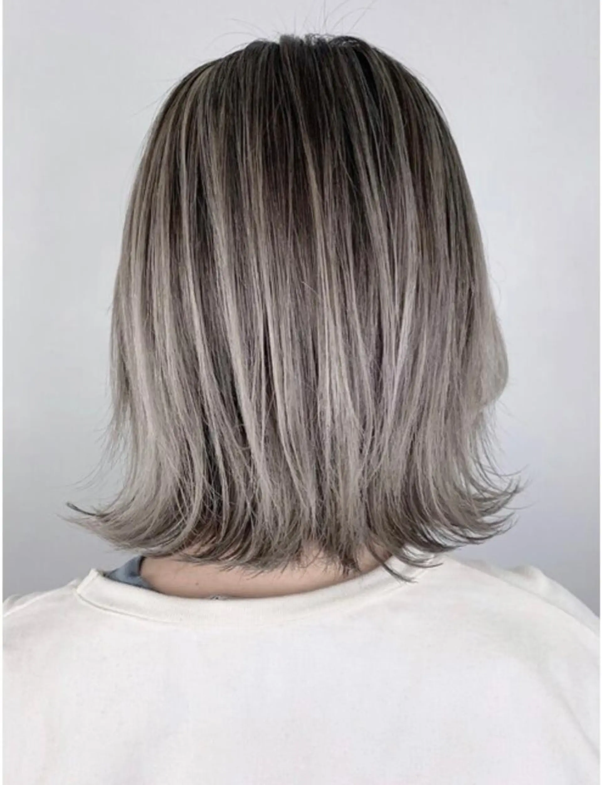 ショート カラー ケアブリーチ 黒瀬有汰のヘアスタイル