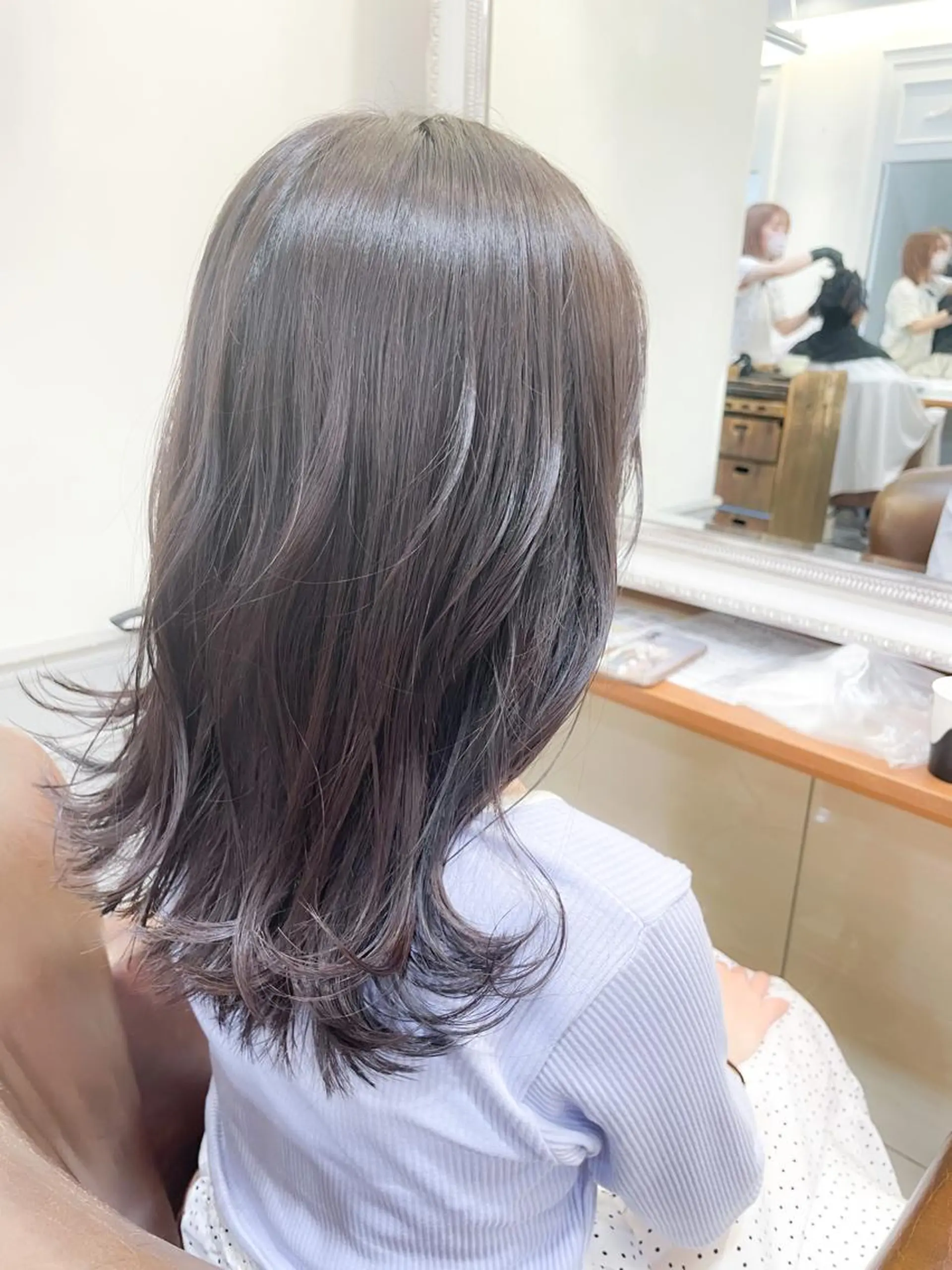 セミロング カラー 透明感カラー ヘアカラー トリートメント ヘッドスパ ✨カラー支持No.1 🧸ワキ カナコ🧸のヘアスタイル