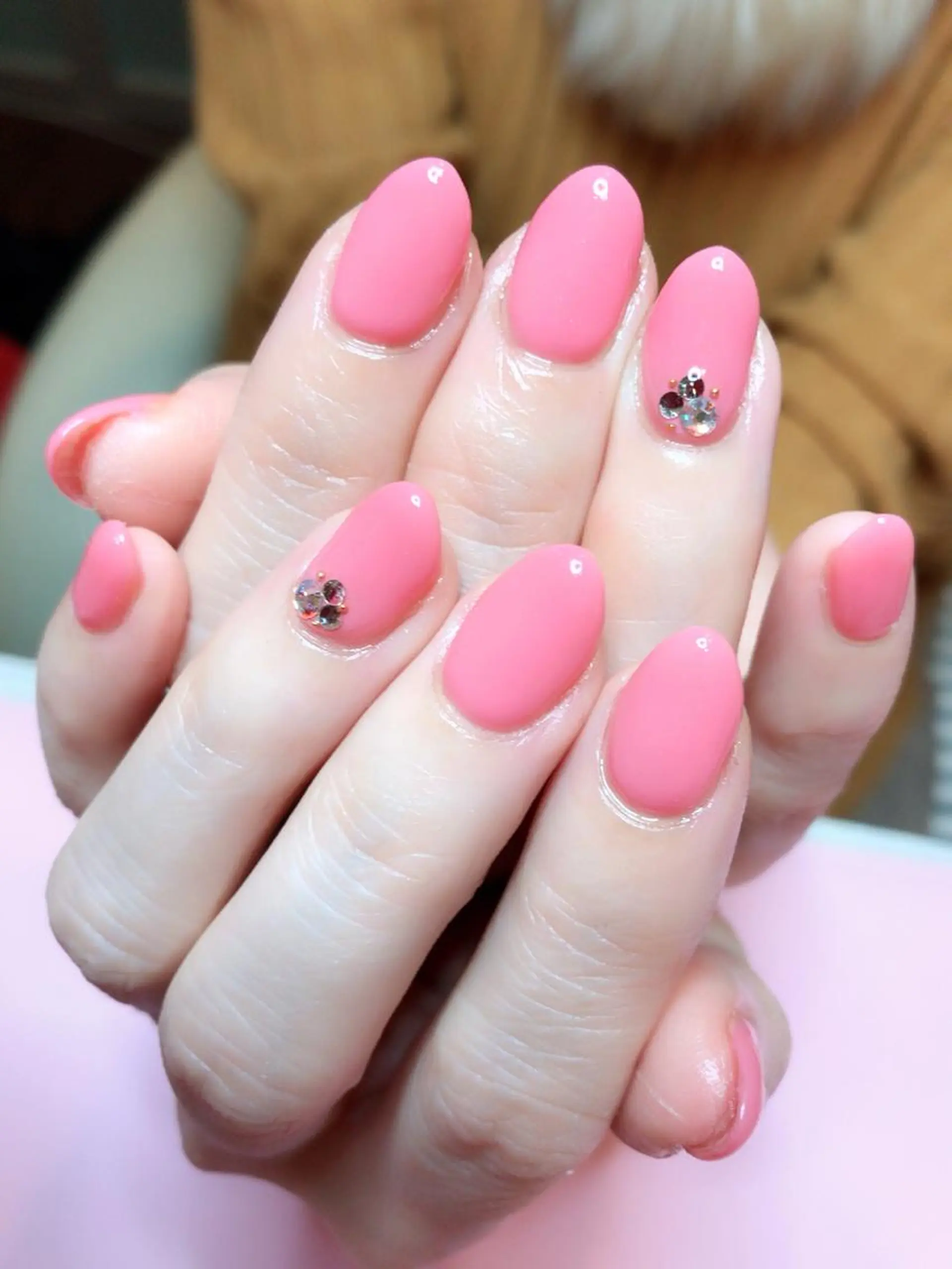 ネイル アートネイル ストーンネイル ネイル/耳つぼ /新ホワイトニングのネイルデザイン