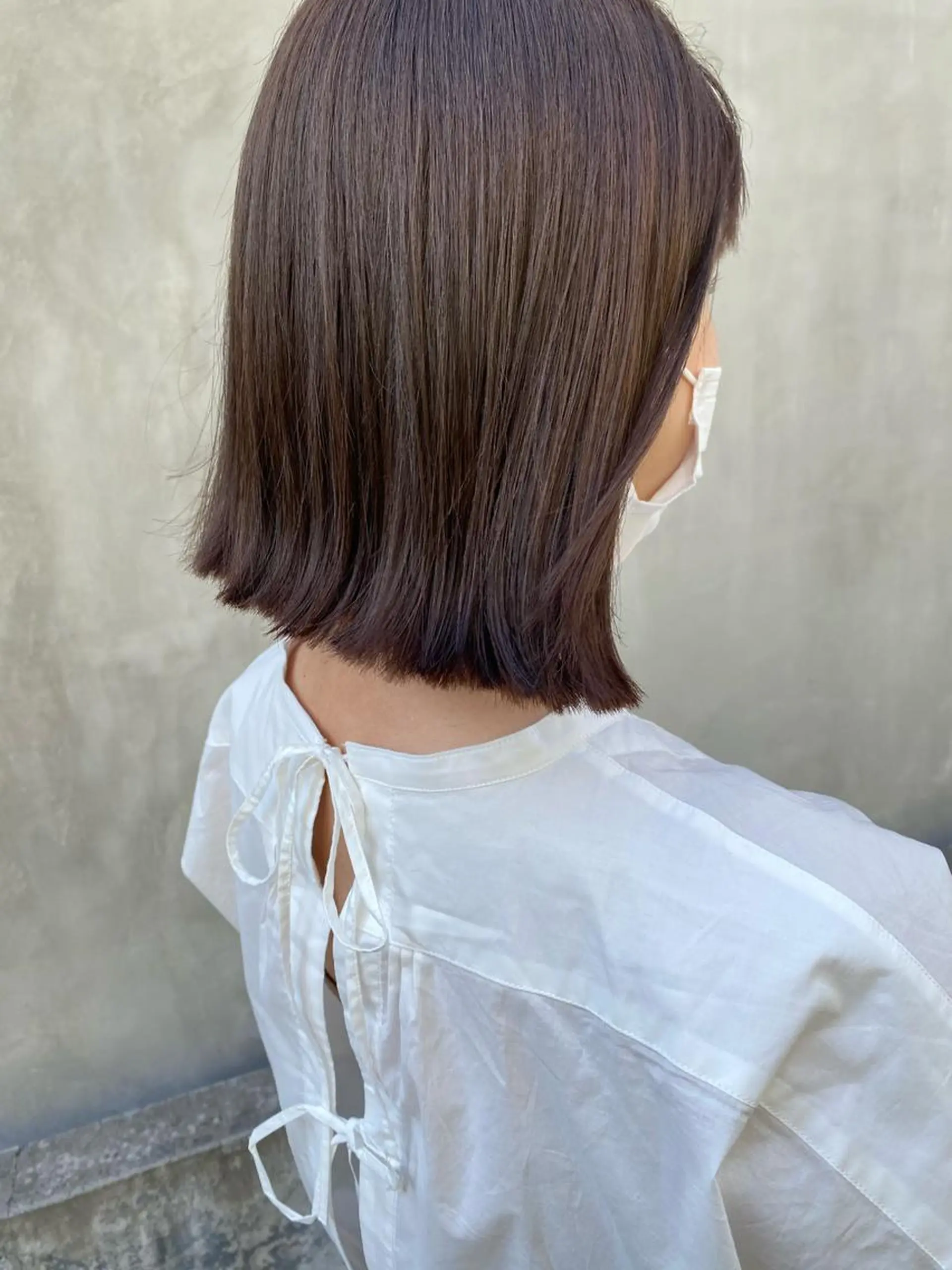 ショート カラー パーマ ヘアアレンジ メンズ キッズ ネイル マツエク・マツパ 切りっぱなしボブ ベージュカラー 透明感カラー モカベージュ ボブ インナーカラー/ KANAのヘアスタイル