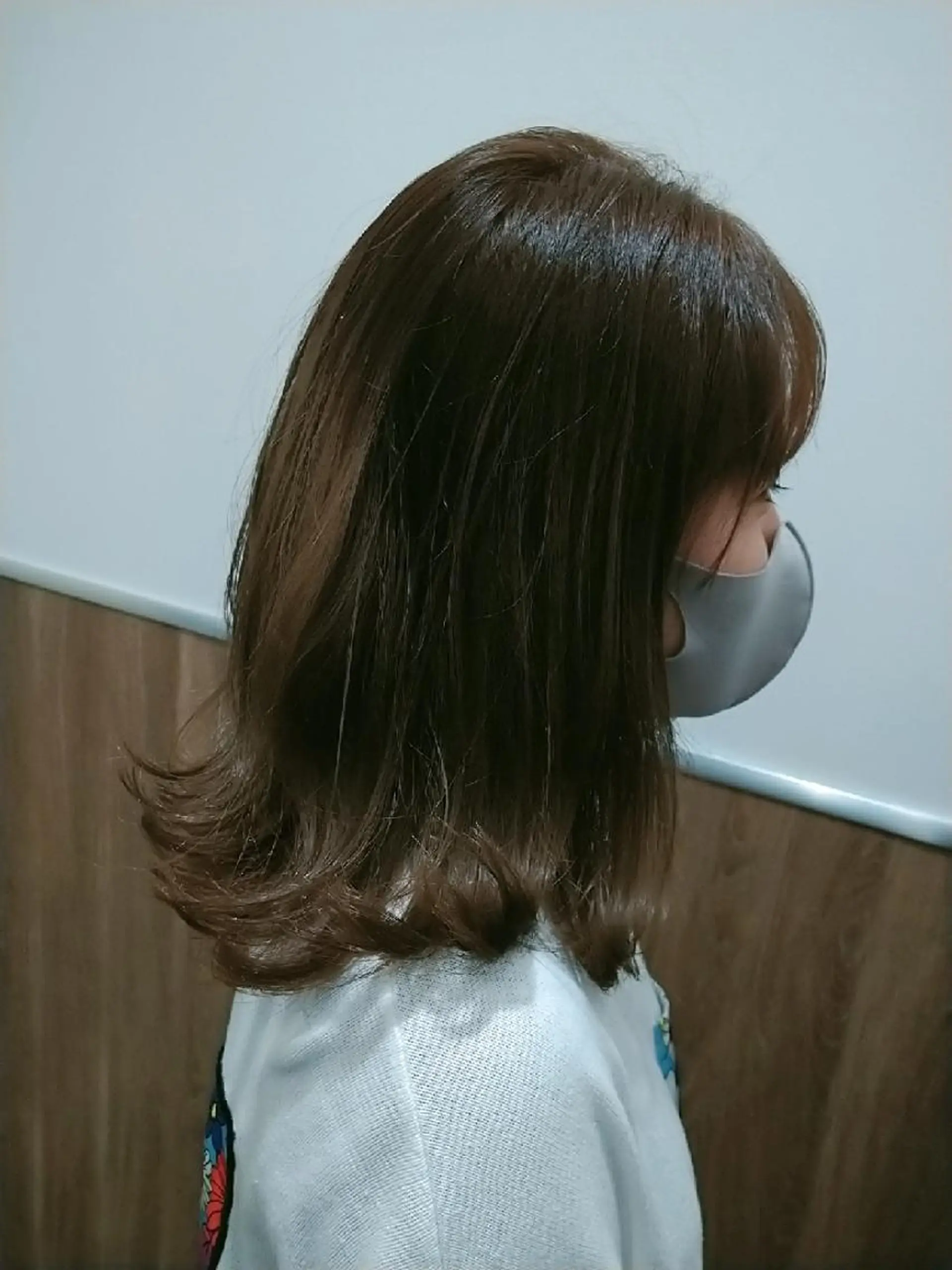 ミディアム カラー 狩野 歩のヘアスタイル
