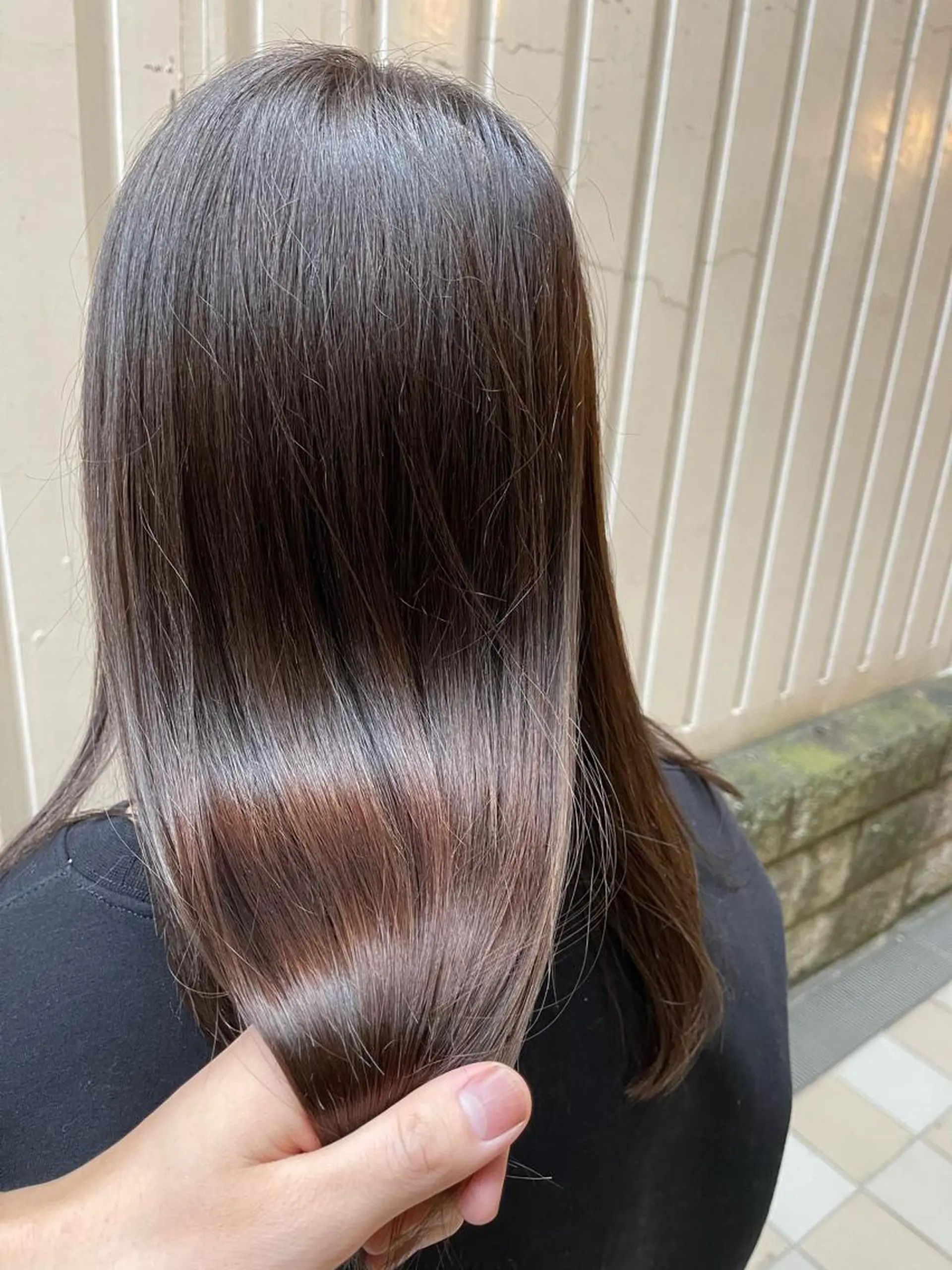 セミロング ヘアカラー トリートメント antica YOSHIのヘアスタイル