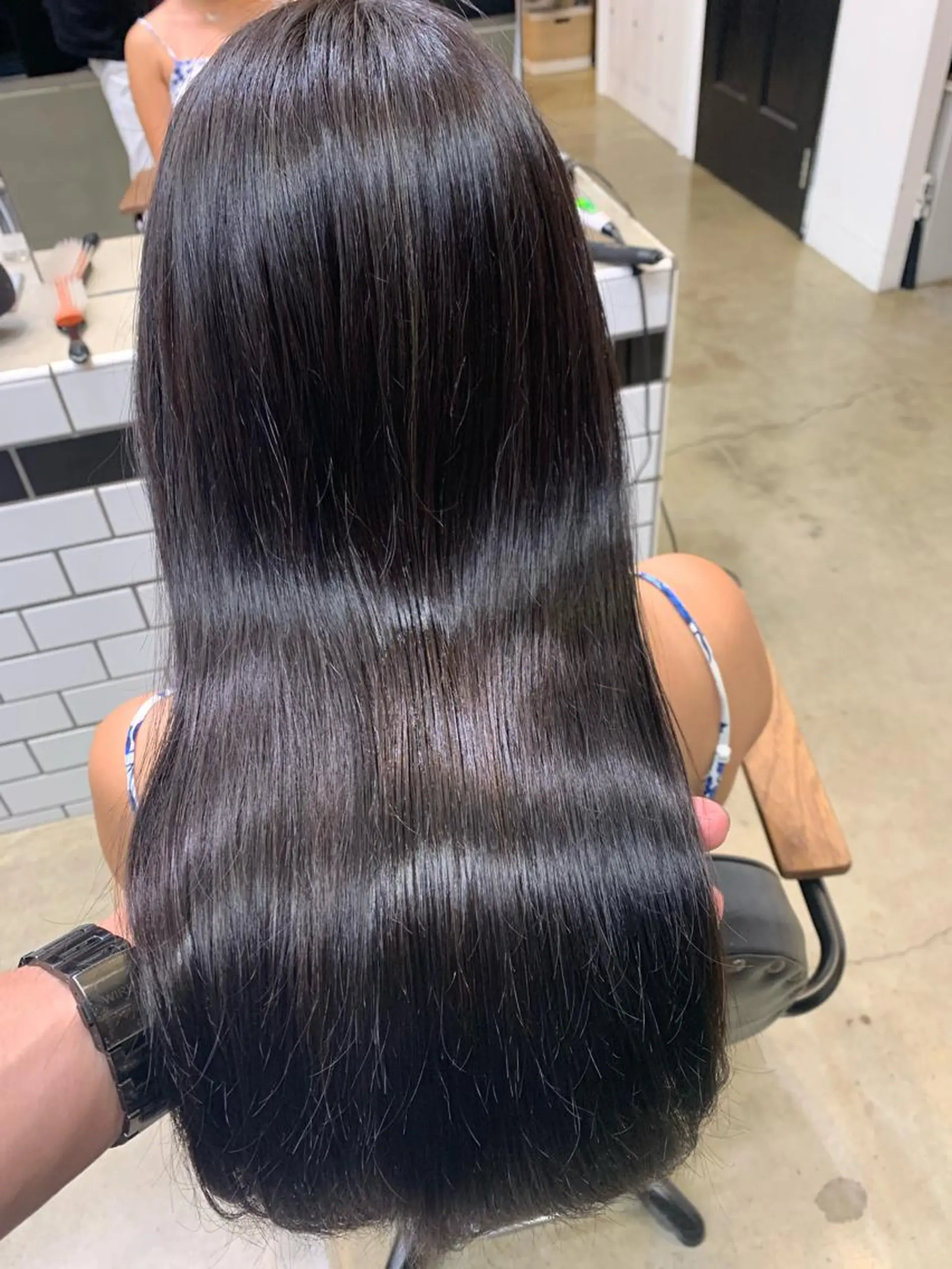 ロング カラー ブリーチ トリートメント トップ スタイリストのヘアスタイル