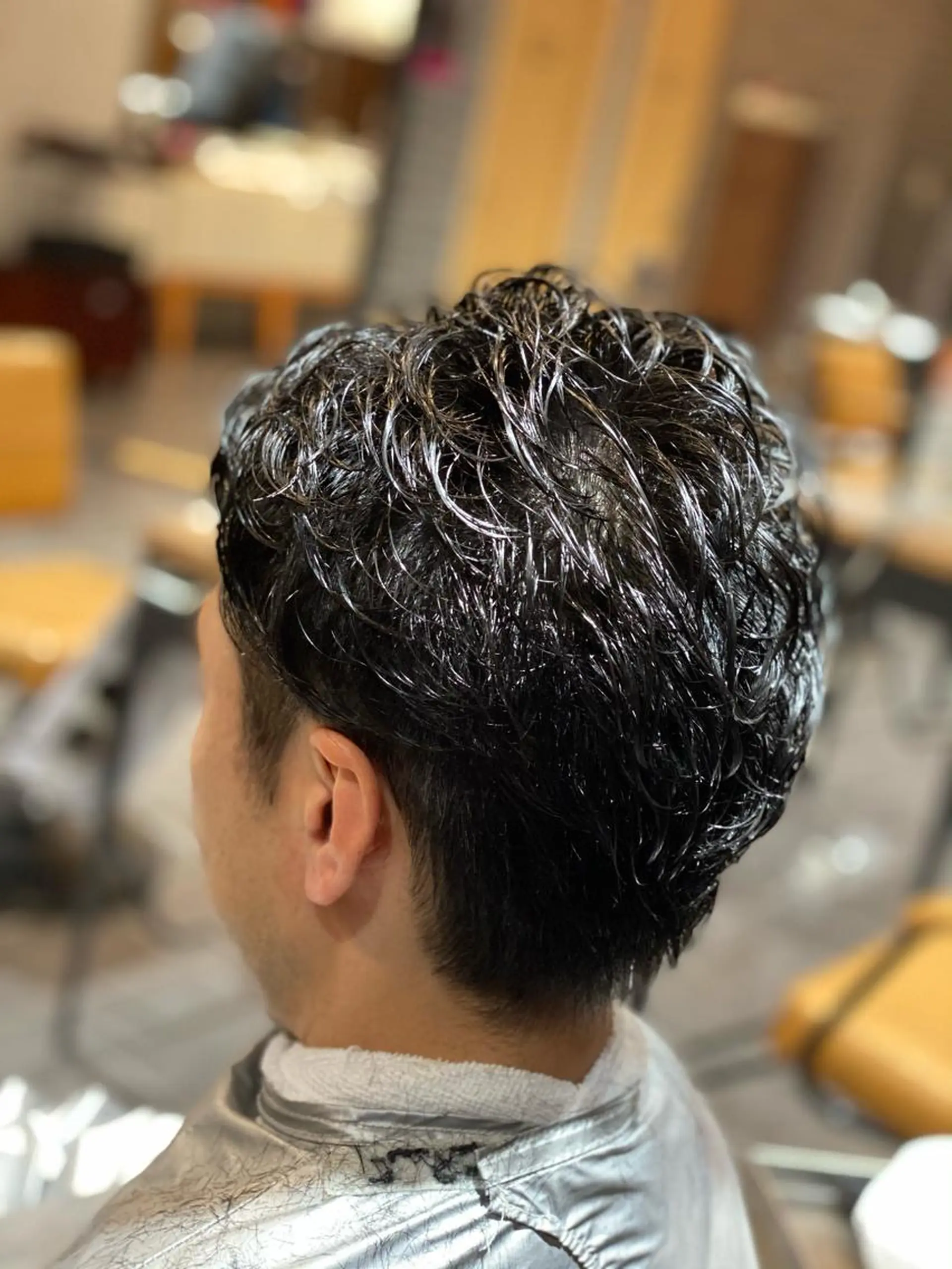 パーマ メンズ 尾崎 優也のヘアスタイル