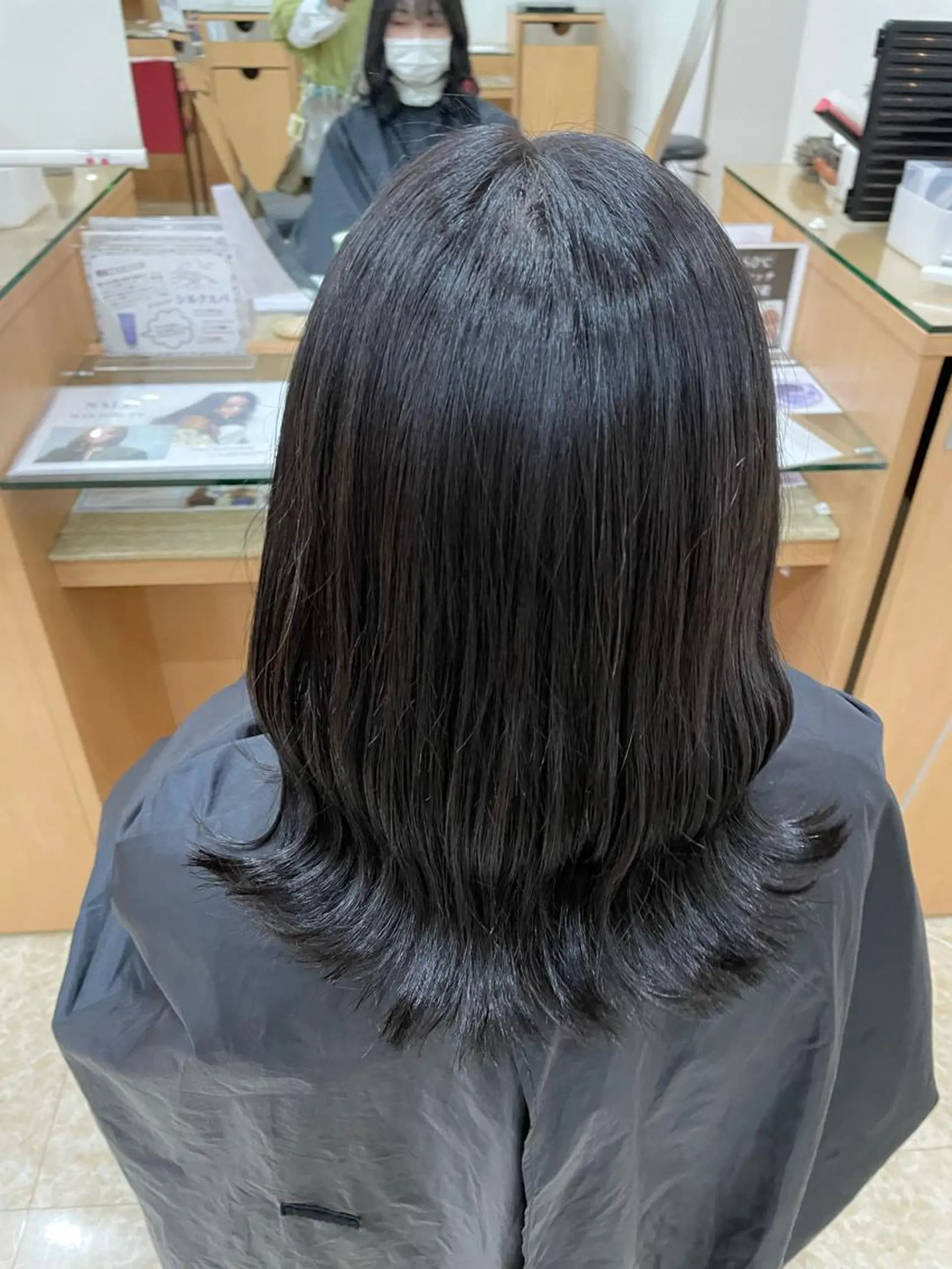 カラー 黒髪 ブルーカラー ブルーブラック 韓国風/亀之園 涼のヘアスタイル